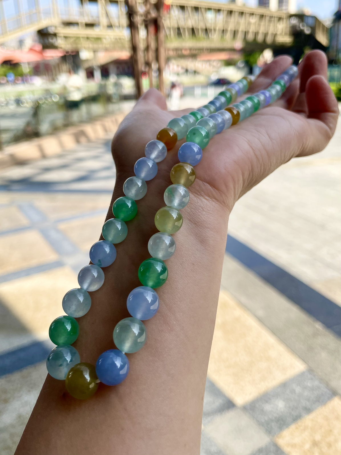 【冰种多宝珠链】晶莹多彩的糖果串，多宝手串，颜色丰富，更重要的是种水都很好，性价比很不错，直径7.8-10.1之间