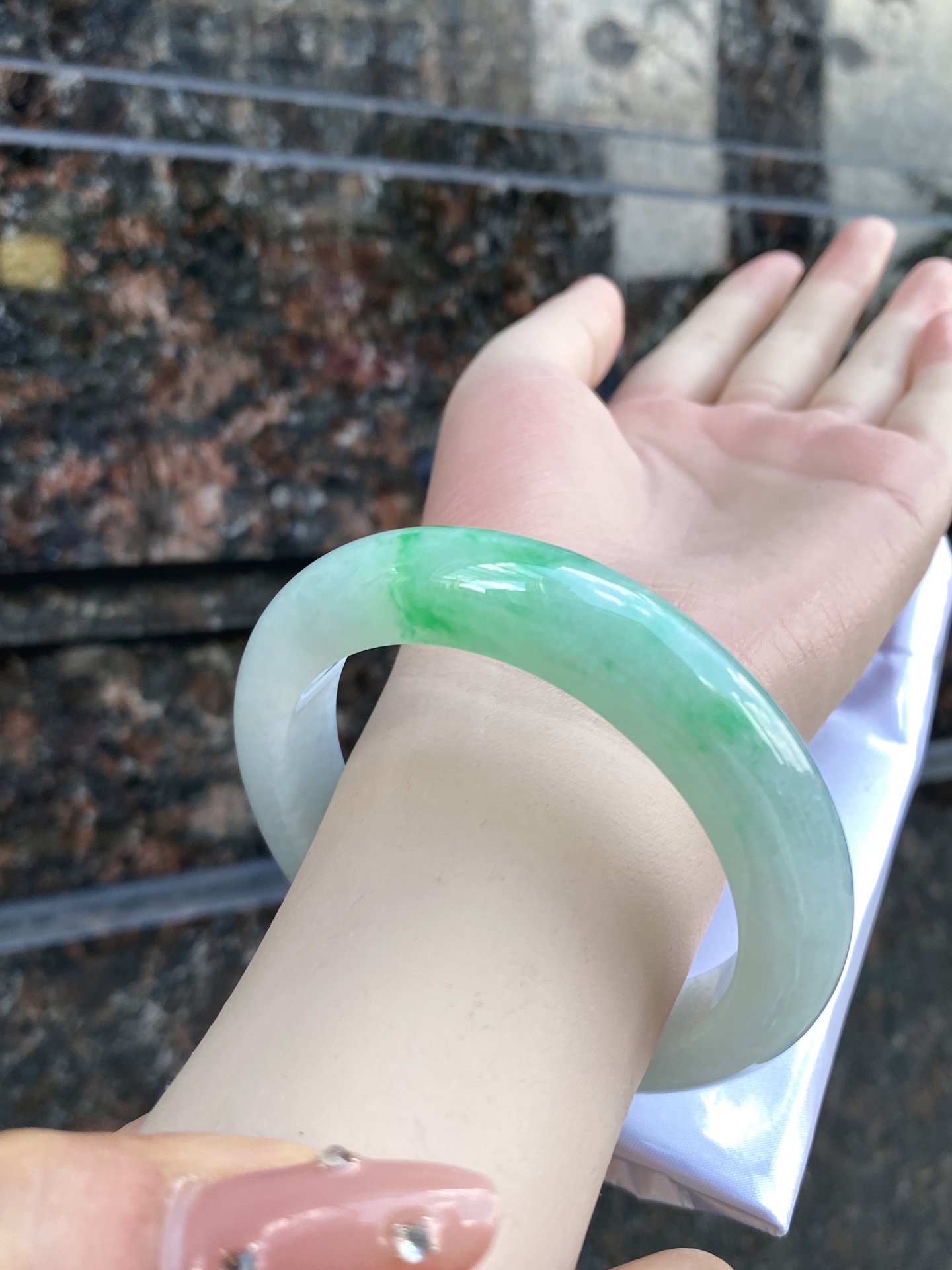 飘绿正圈手镯 尺寸：57.5-13.3-10.5 0CSL260929