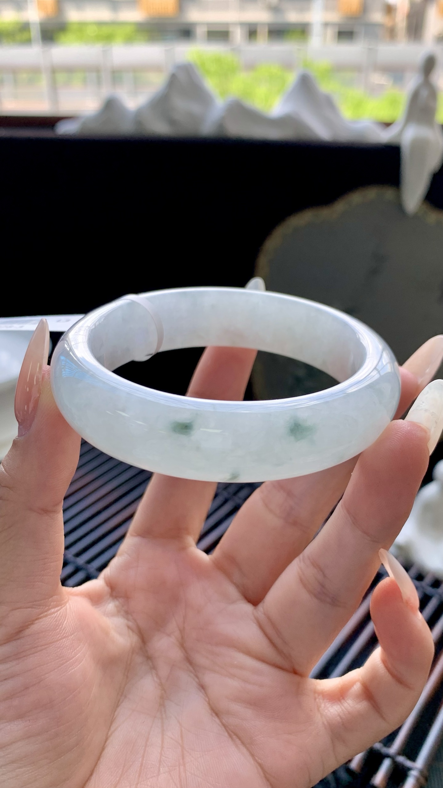 宽版飘花正圈手镯成品 A6928-3 尺寸：55-15-8，28-3