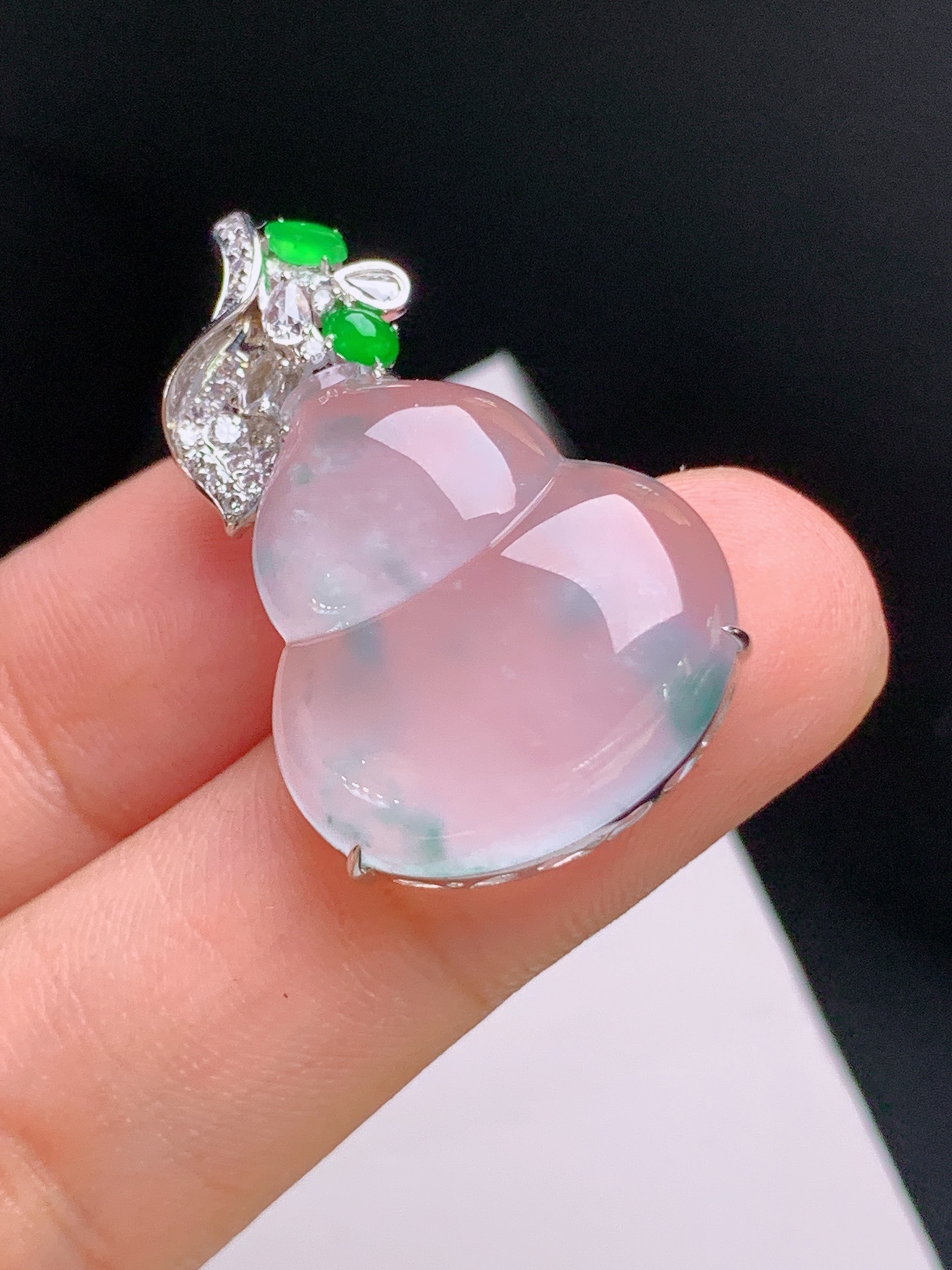 ️ 冰种飘花葫芦吊坠，胶感十足，莹润透亮，裸石21.7-19.3-3.731.5，080928