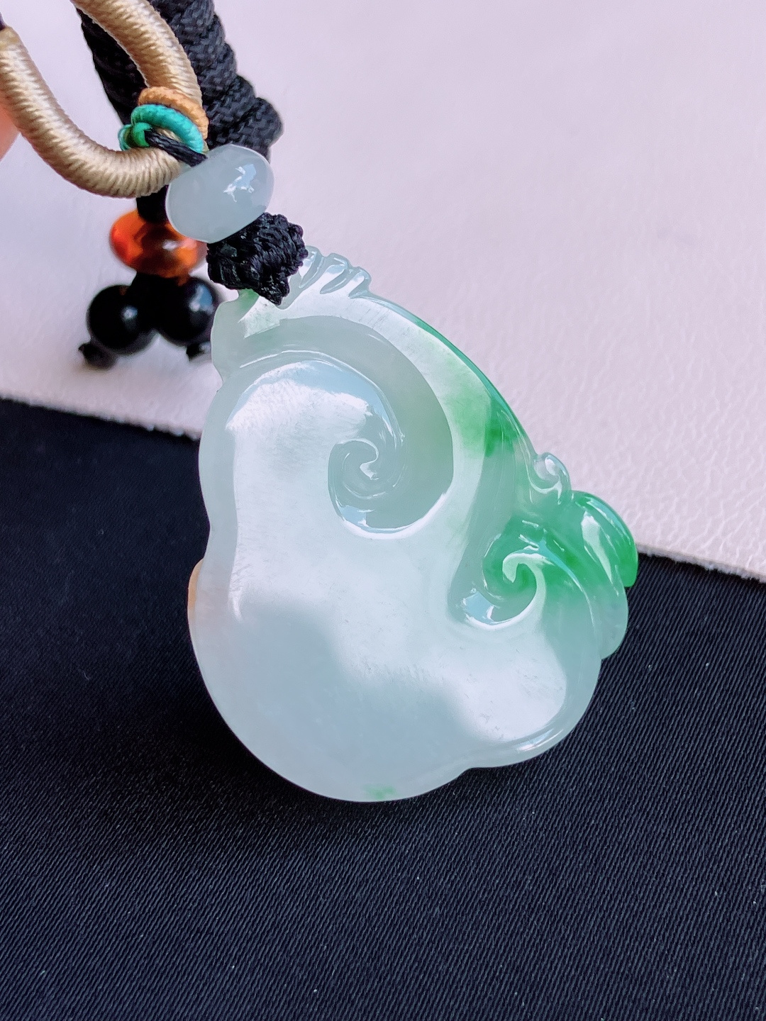 ️，冰飘绿如意，晶莹剔透，花色清爽，尺寸35.6/28/9.3/自然光实拍