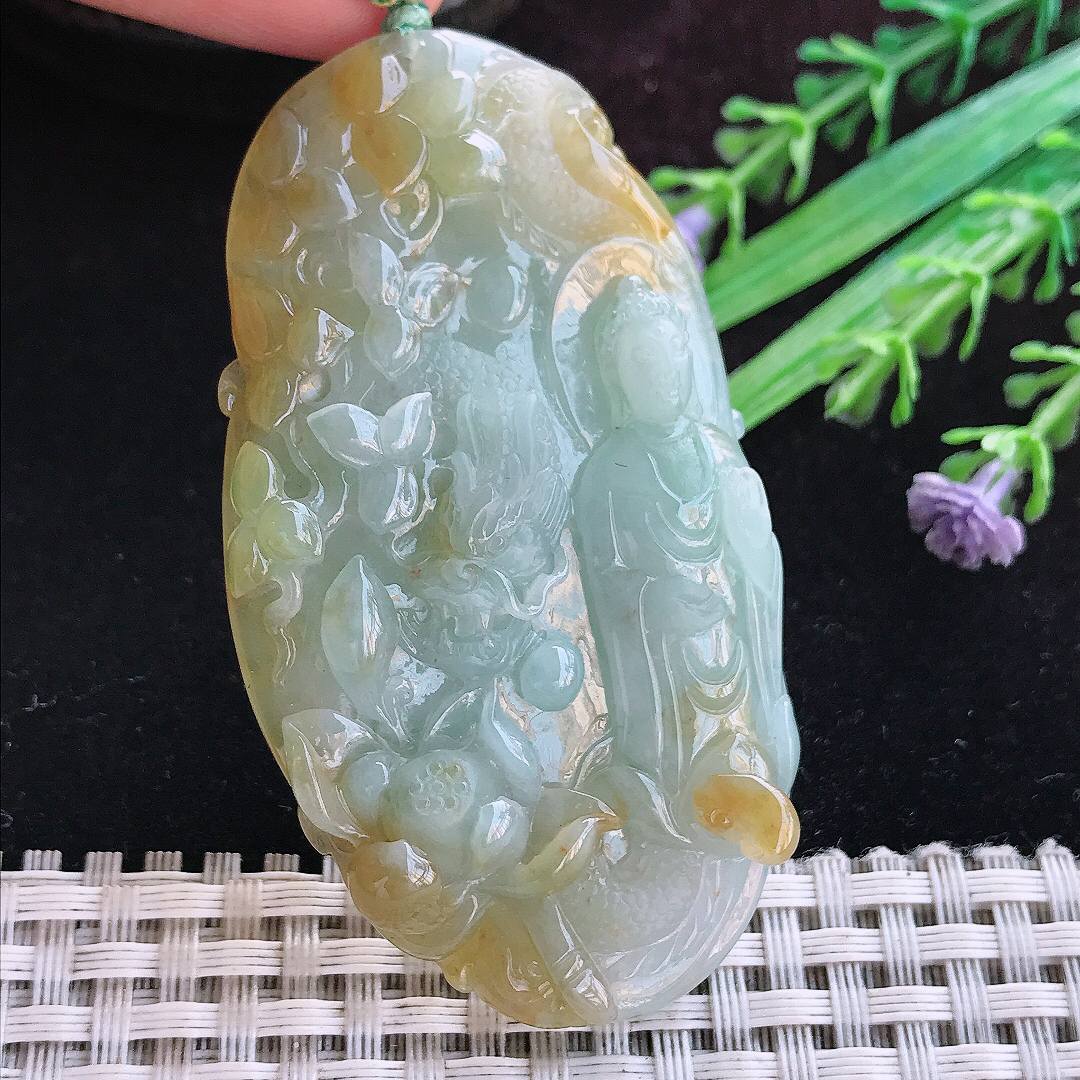 实拍A货翡翠66.6/37.5/8.5老坑精美冰润飘黄翡阿弥陀佛吊坠翡翠玉牌