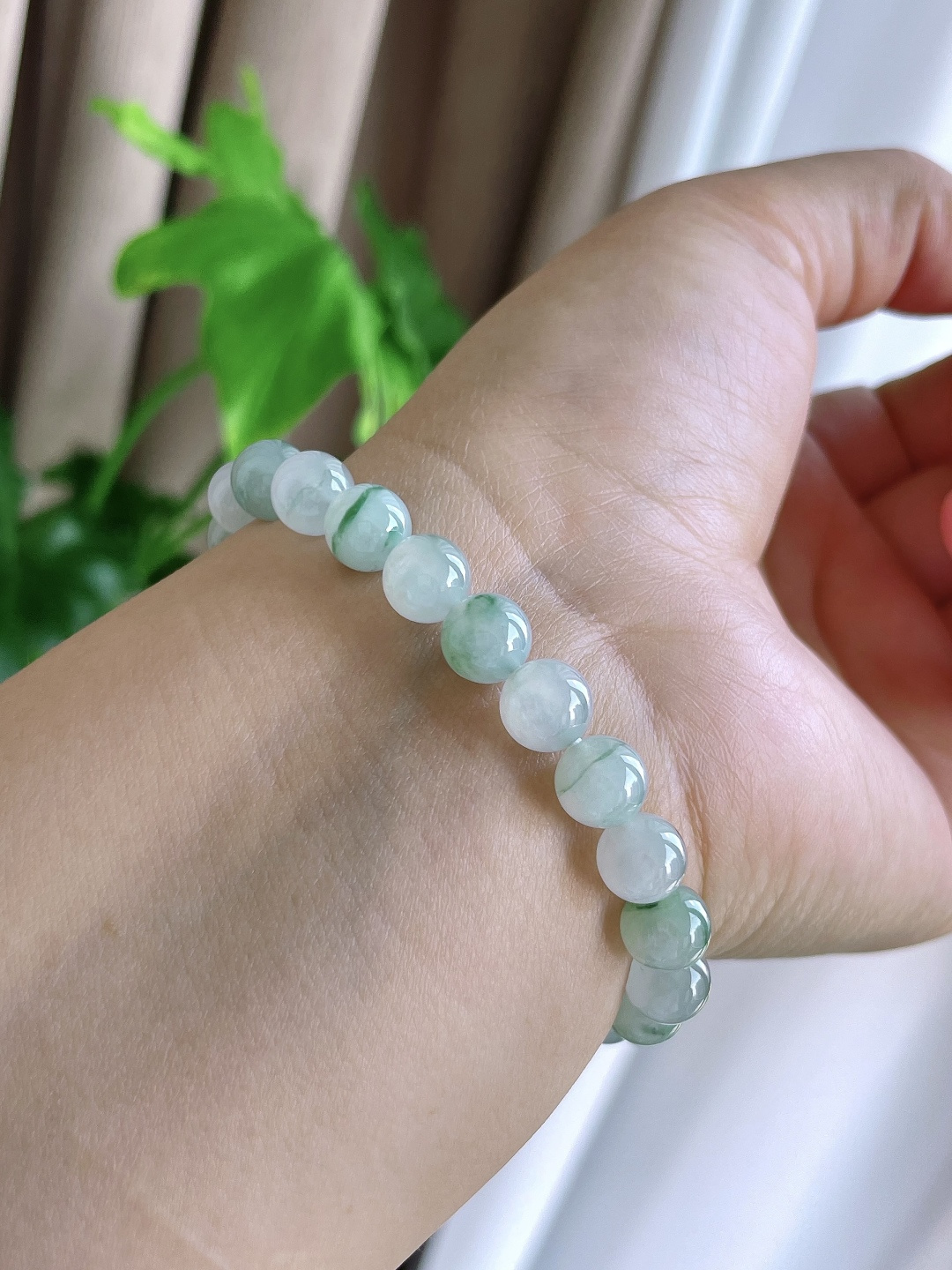 【珠子】飘花手链圆珠珠子手链 【说明】缅甸 性比高 【尺寸】8.1mm 【重量】21.1克