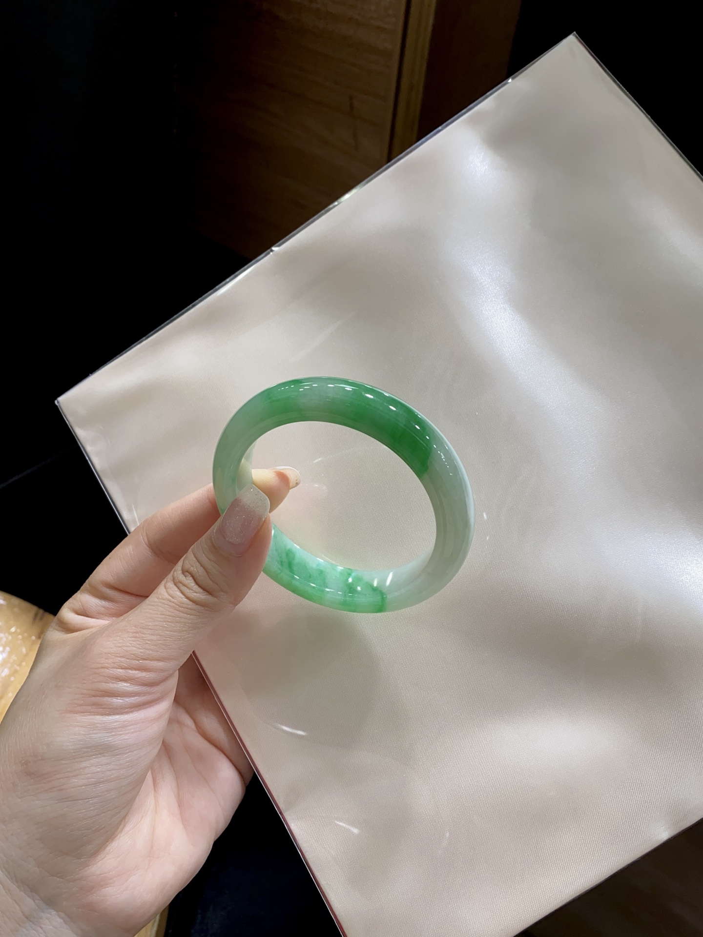 飘绿花·正圈 尺寸52.4-11.3-8.3 编号SZ26G05-2