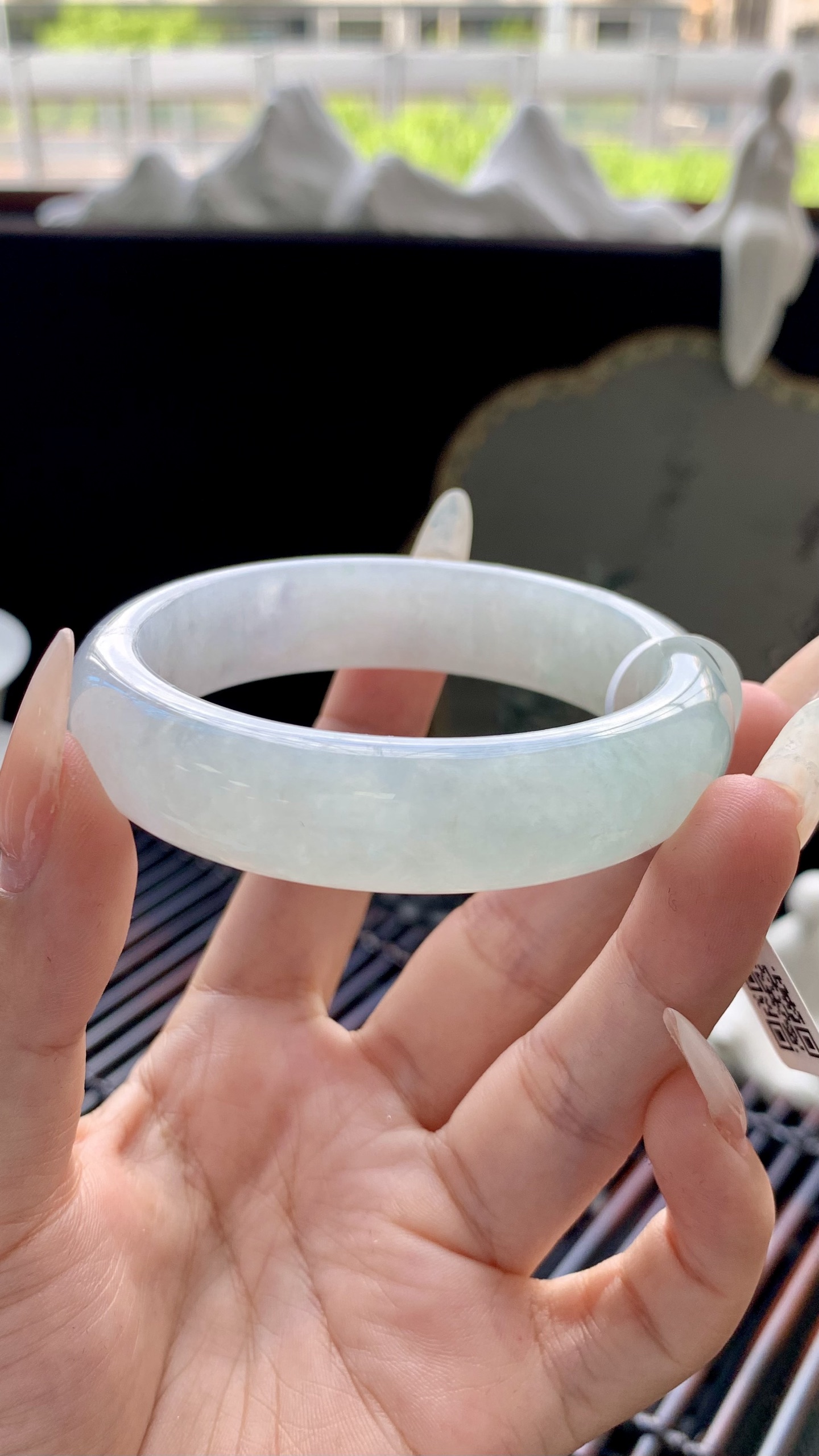 宽版飘花正圈手镯成品 A6928-8 尺寸：53.5-14-8