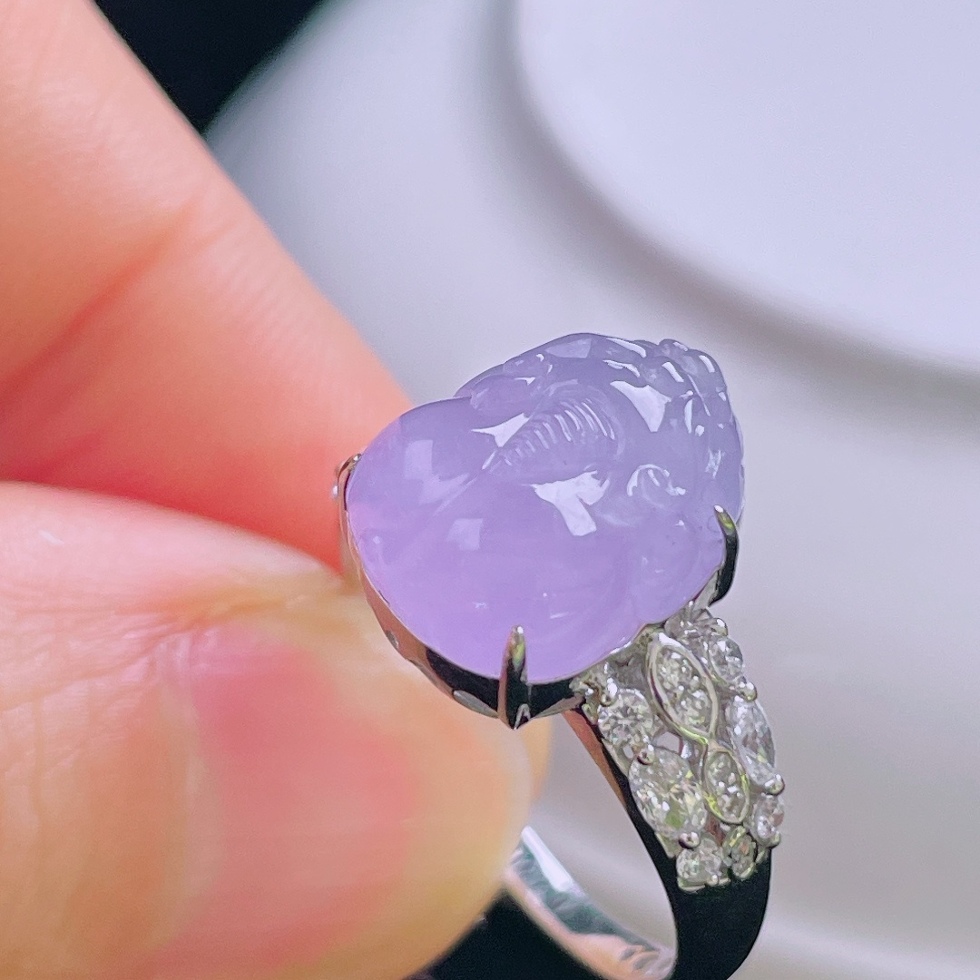 ️冰紫貔貅，18k镶嵌，老种起光，细底通透，尺寸：裸石13/10.5/3.5mm0929