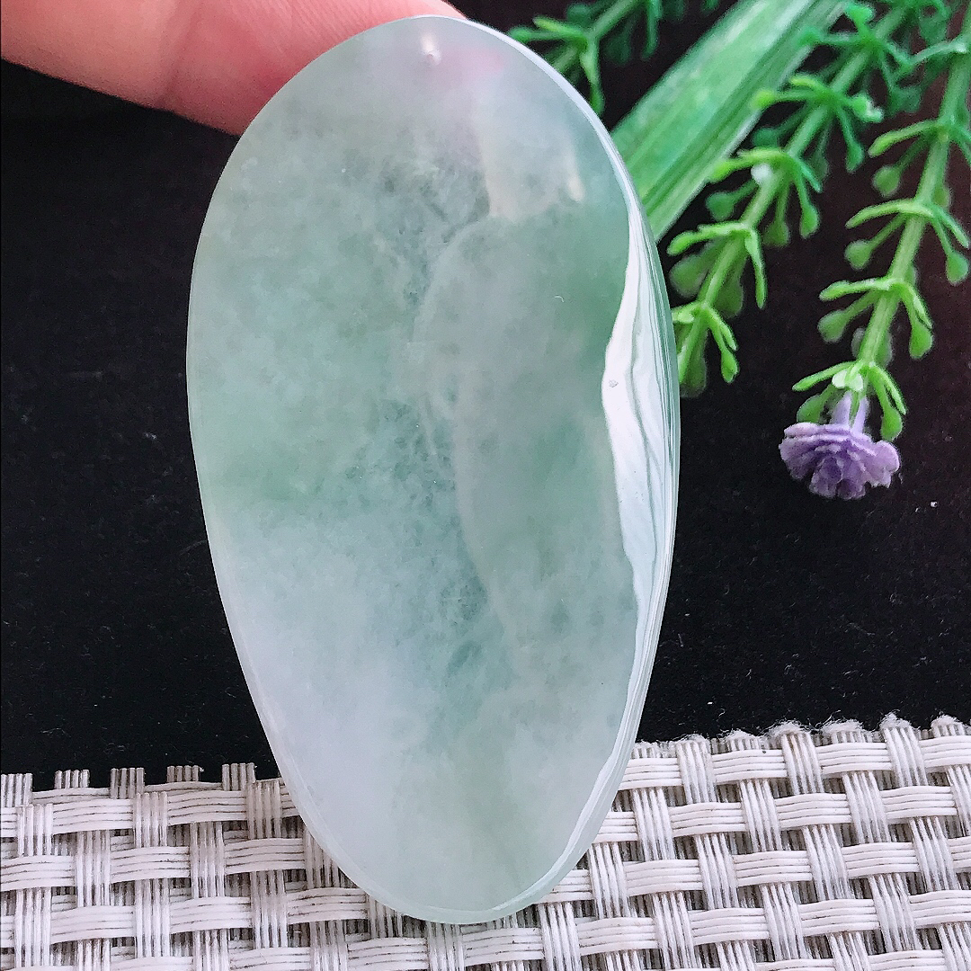 实拍A货翡翠66.6/37/5.5老坑冰胶水灵晴底文殊菩萨吊坠翡翠挂件