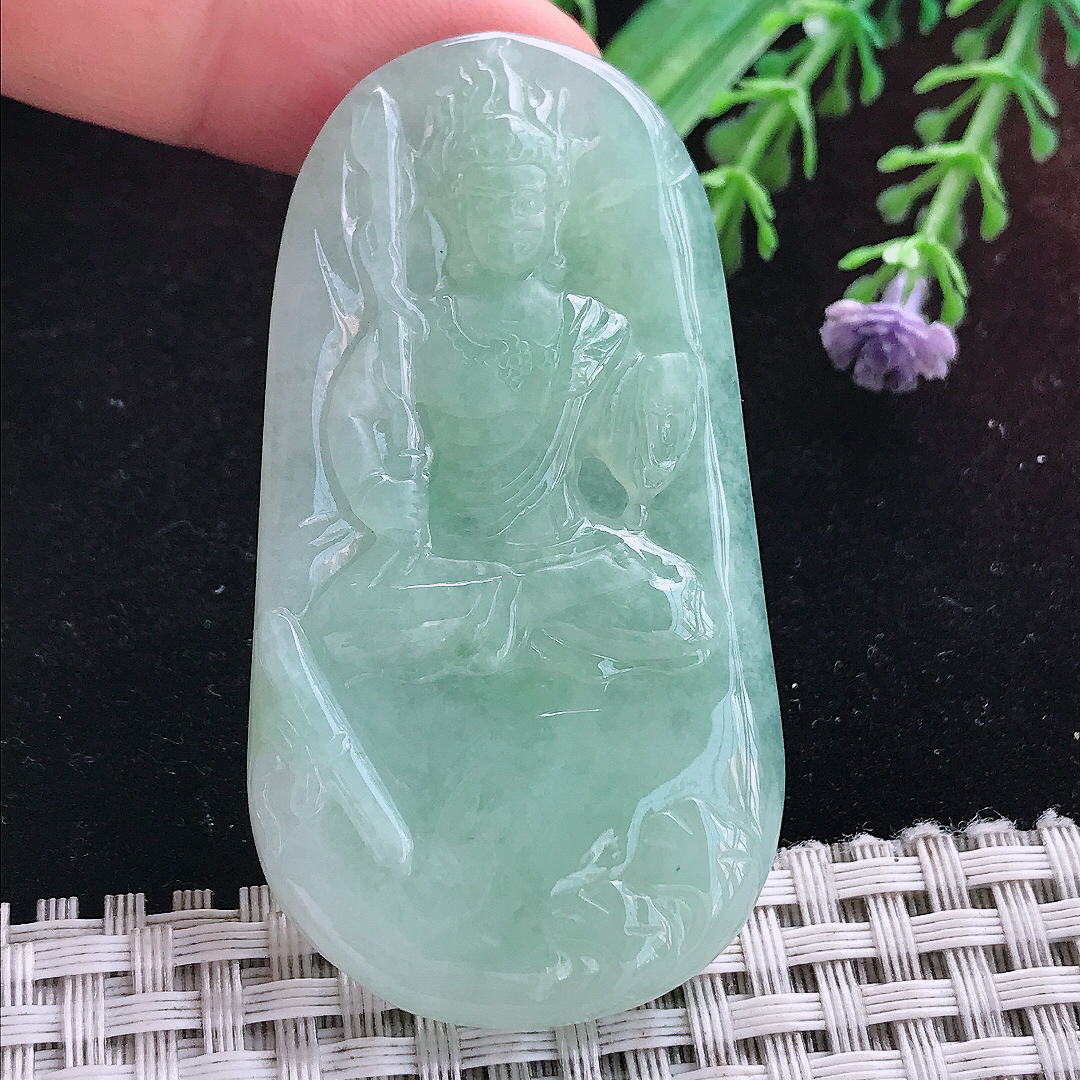 实拍A货翡翠60.5/32.7/6.3老坑冰润晴底不动明王吊坠翡翠挂件