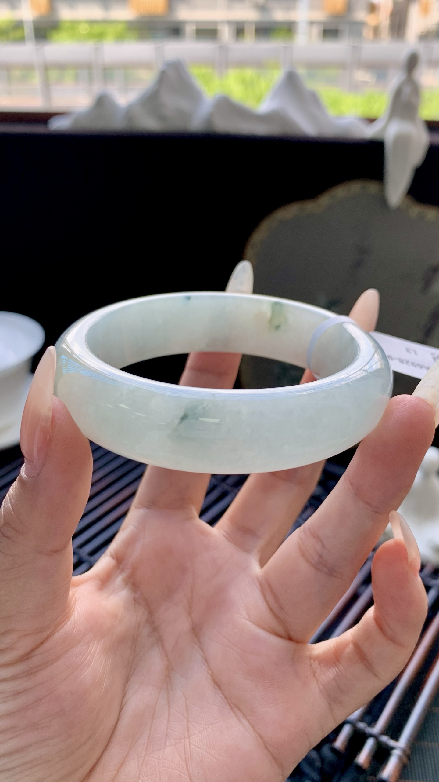 宽版飘花正圈手镯成品 A6928-9 尺寸：57-16-8.5
