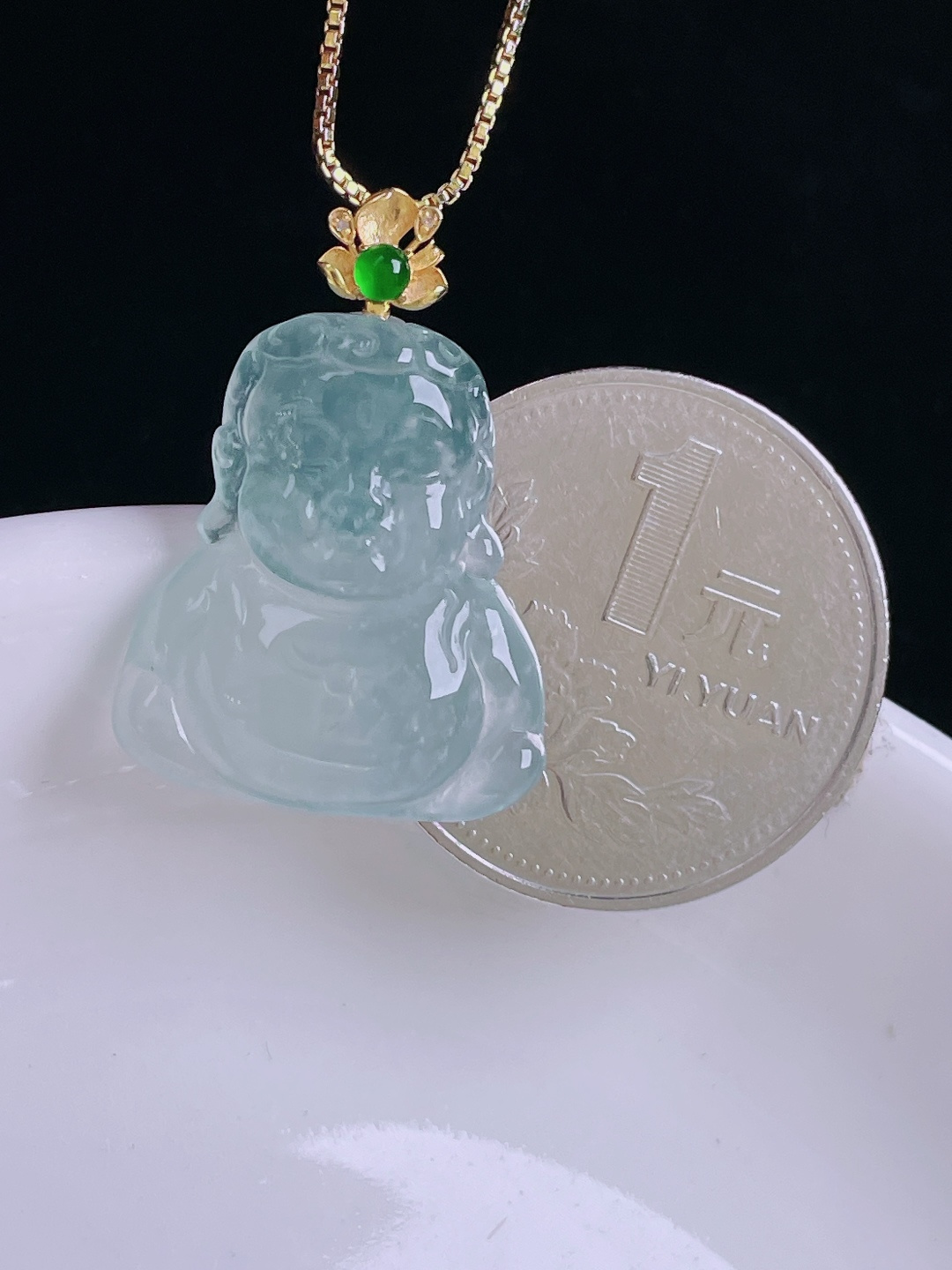 ️宝宝佛，18k镶嵌，老种起光，细底通透，尺寸：28裸石22.8/19.3/6mm0929