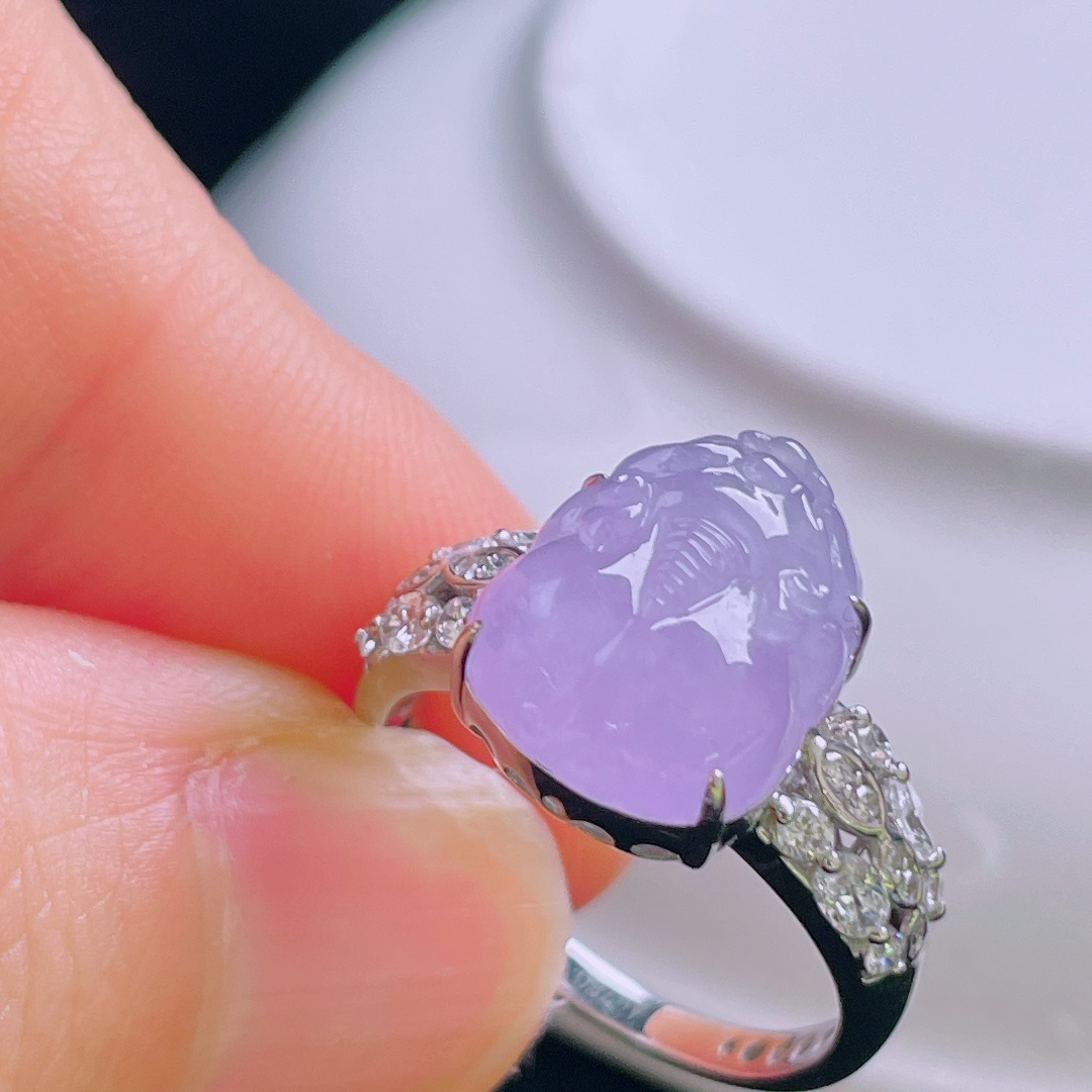 ️冰紫貔貅，18k镶嵌，老种起光，细底通透，尺寸：裸石13/10.5/3.5mm0929