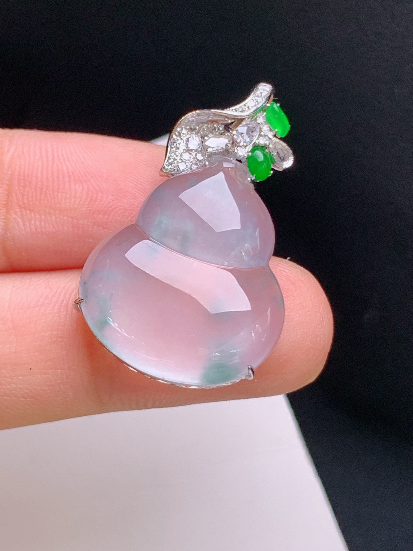 ️ 冰种飘花葫芦吊坠，胶感十足，莹润透亮，裸石21.7-19.3-3.731.5，080928