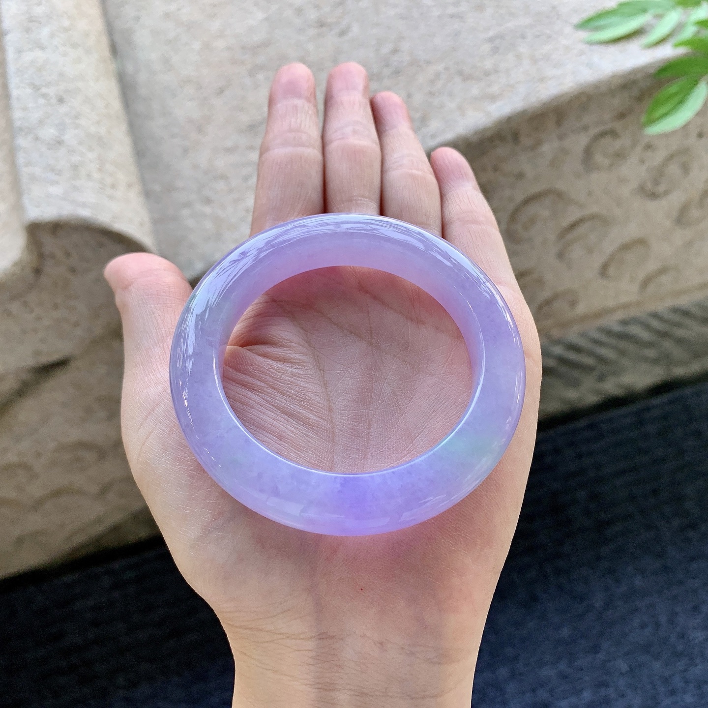 正圈58 51 圈口50.7/10.8/9.9 编码G9093027 糯冰椿彩，水润，种老，细腻，打灯有棉线