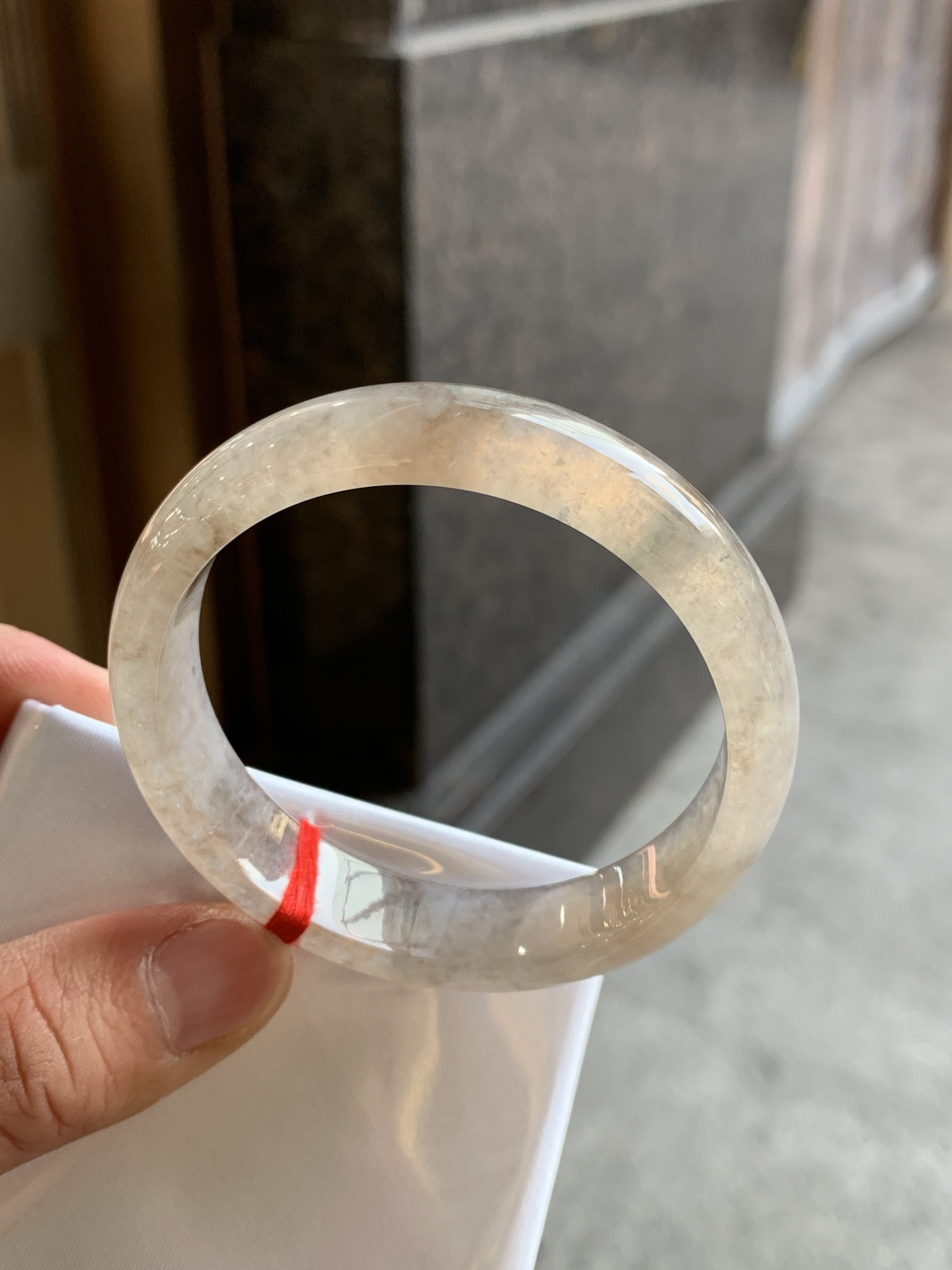 56.2-13-6.5 冰茶色正圈 特色镯，近期市场比较火的网红料 冰透底带点咖啡色 0929-N294-1