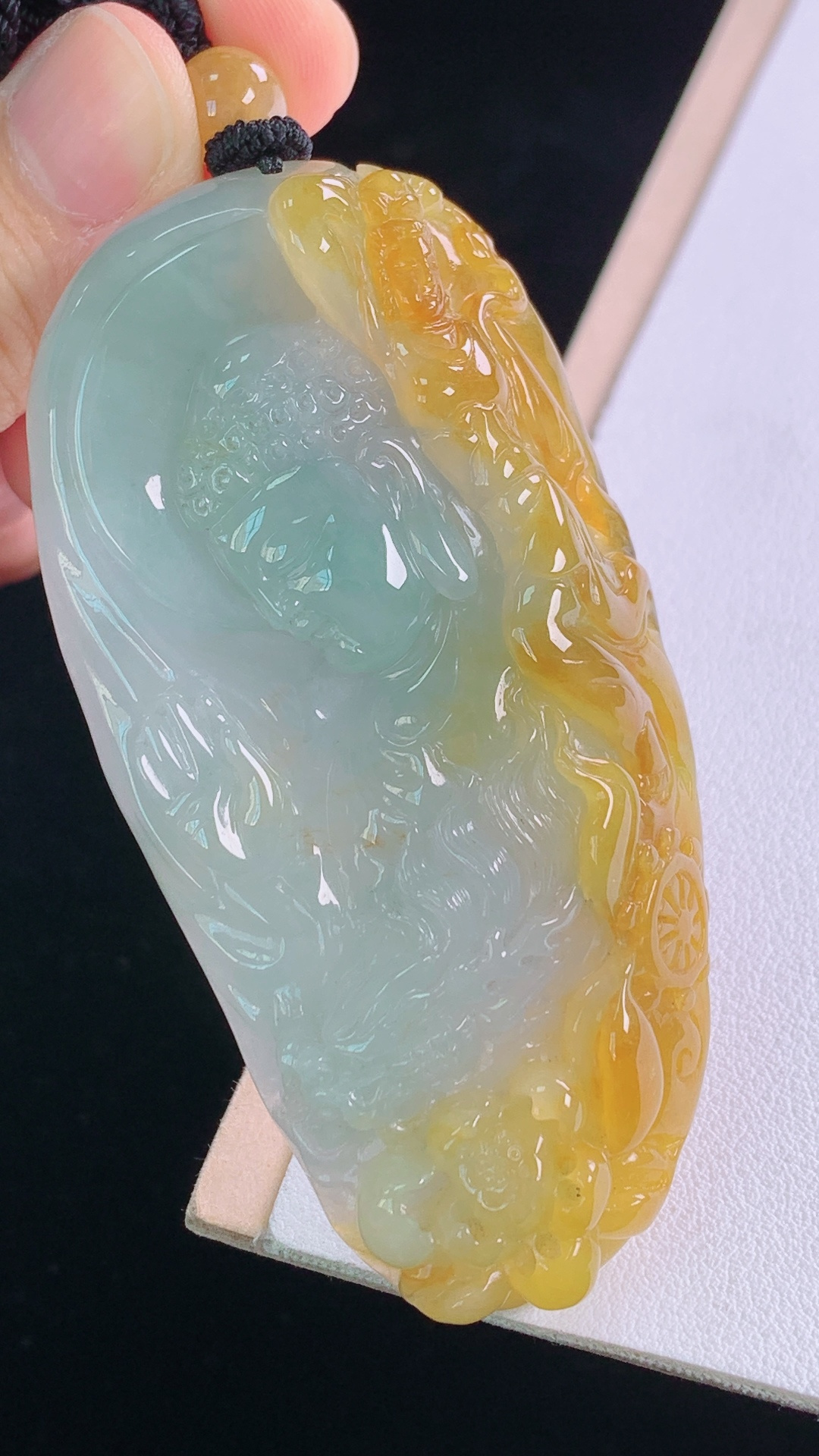 ️黄翡神龙护主 天然黄翡，雕工精湛，无裂 尺寸:74.3-36.9-11.7mm 26