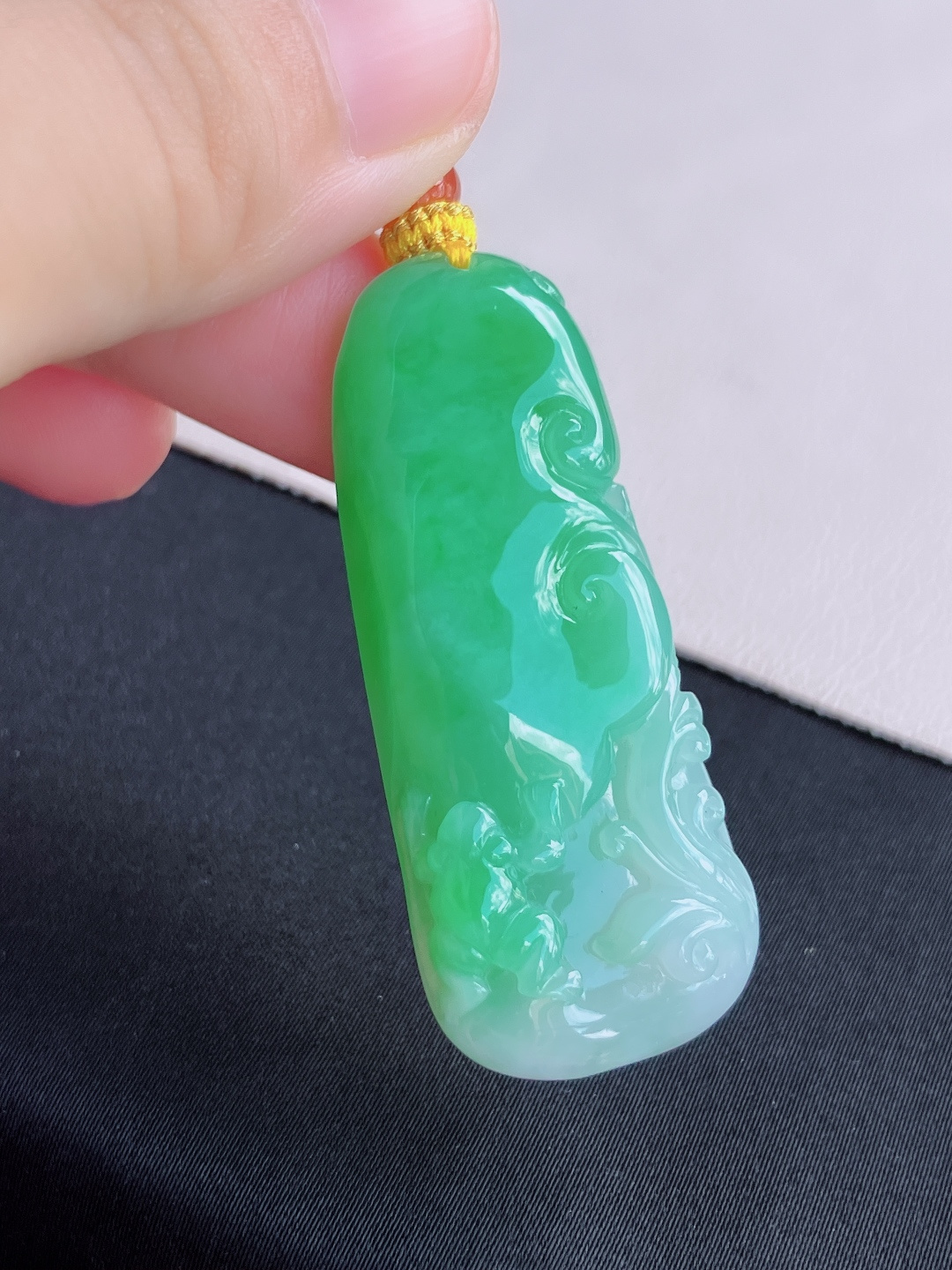 ️翠绿如意，细腻精致，尺寸51.3/20.6/8.3/自然光实拍