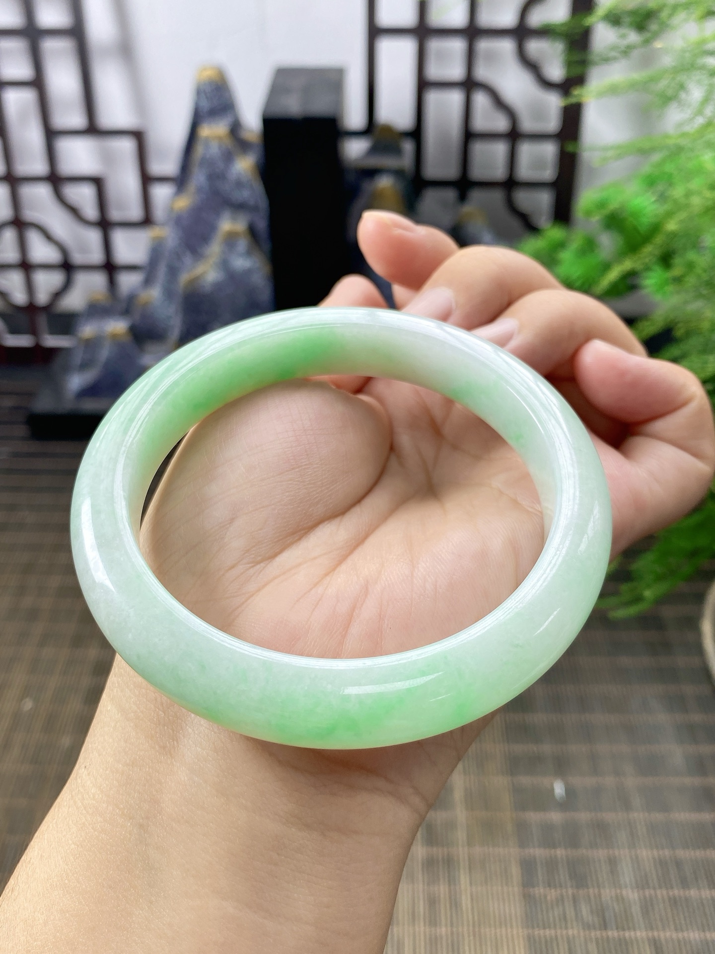 果绿底手镯饼 尺寸80-13 编号JF1102-5