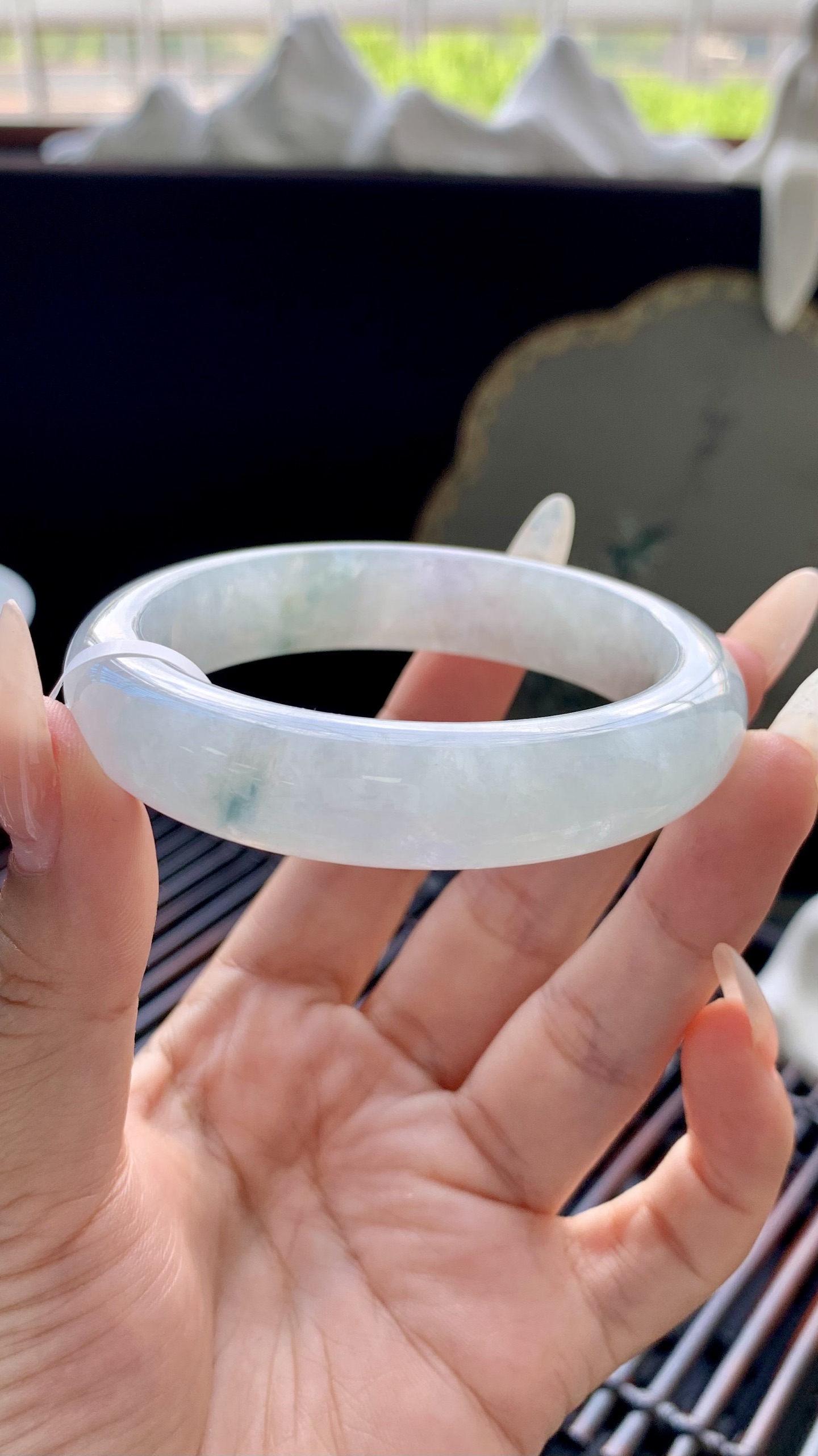 宽版飘花正圈手镯成品 A6928-5 尺寸：53-13-8