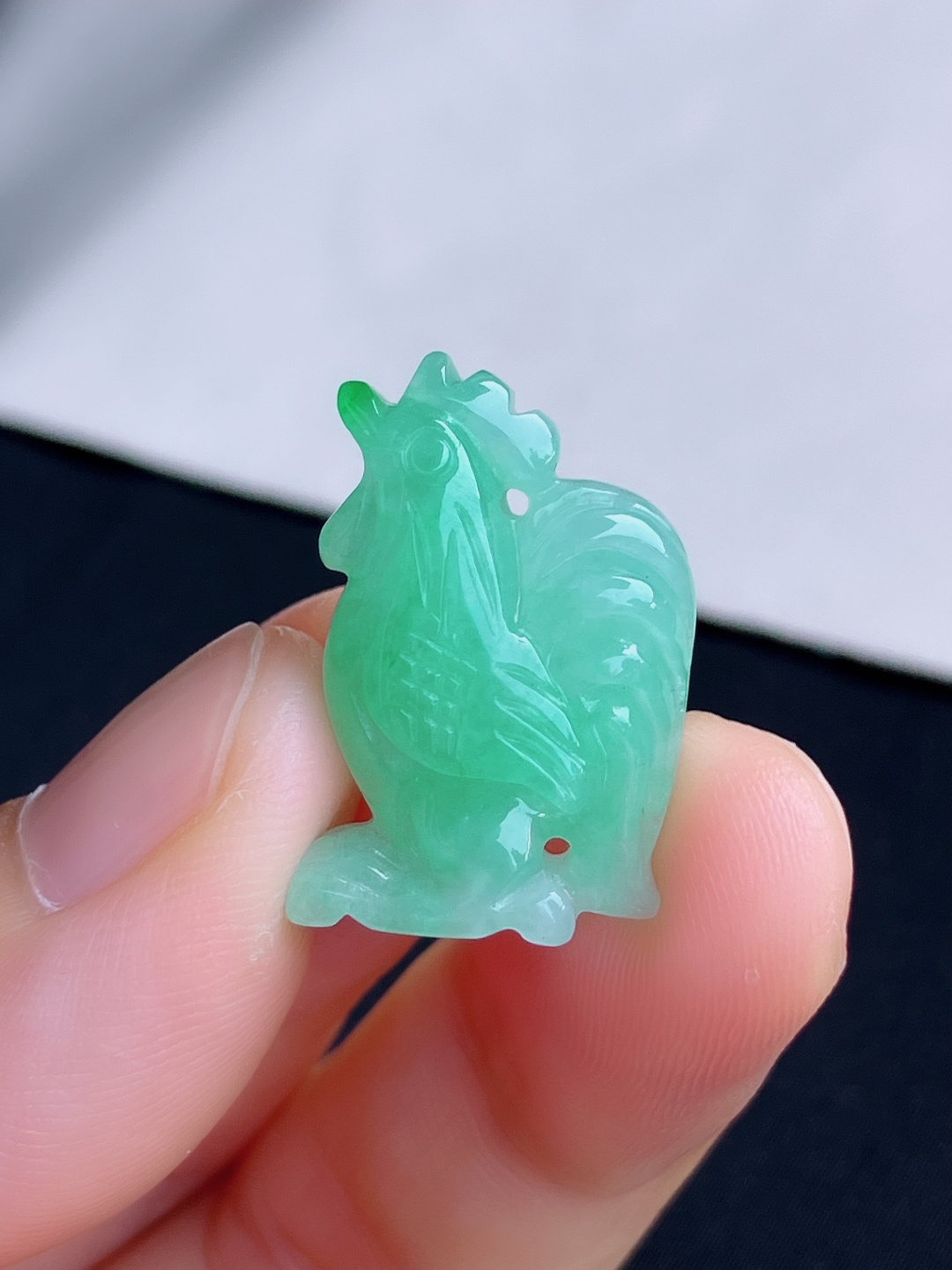 ️，甜绿生肖鸡牌，晶莹剔透，尺寸23/15.6/8/自然光实拍