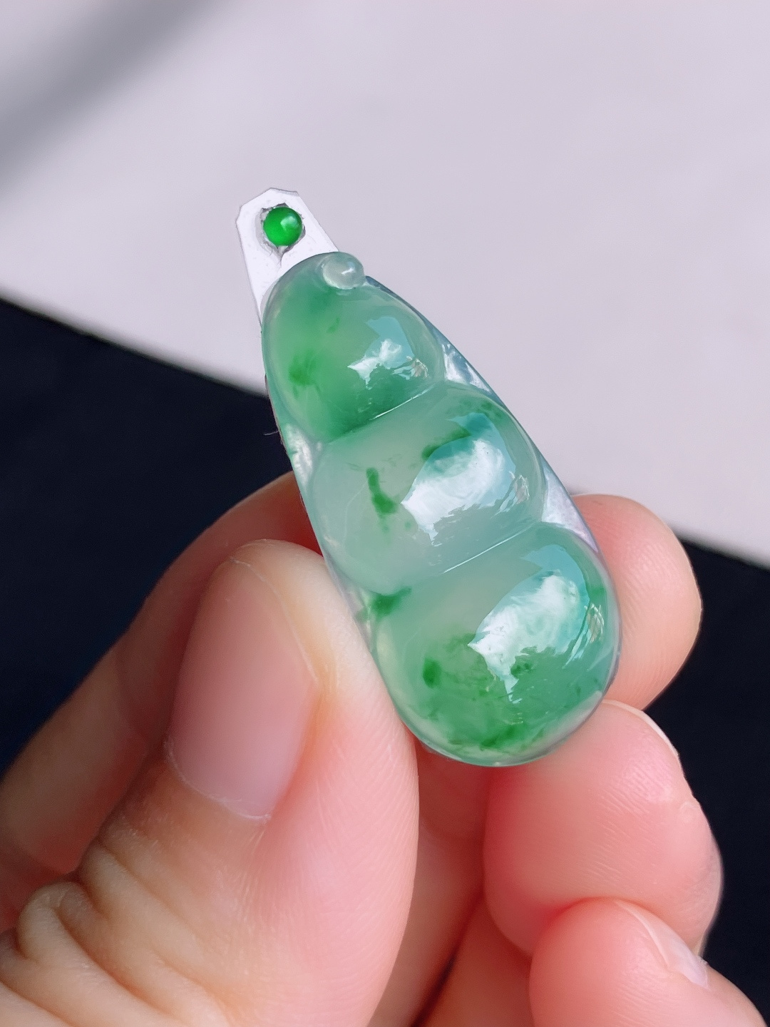 ️，冰种飘花福豆，花色清爽，尺寸31.8/15.6/5/自然光实拍
