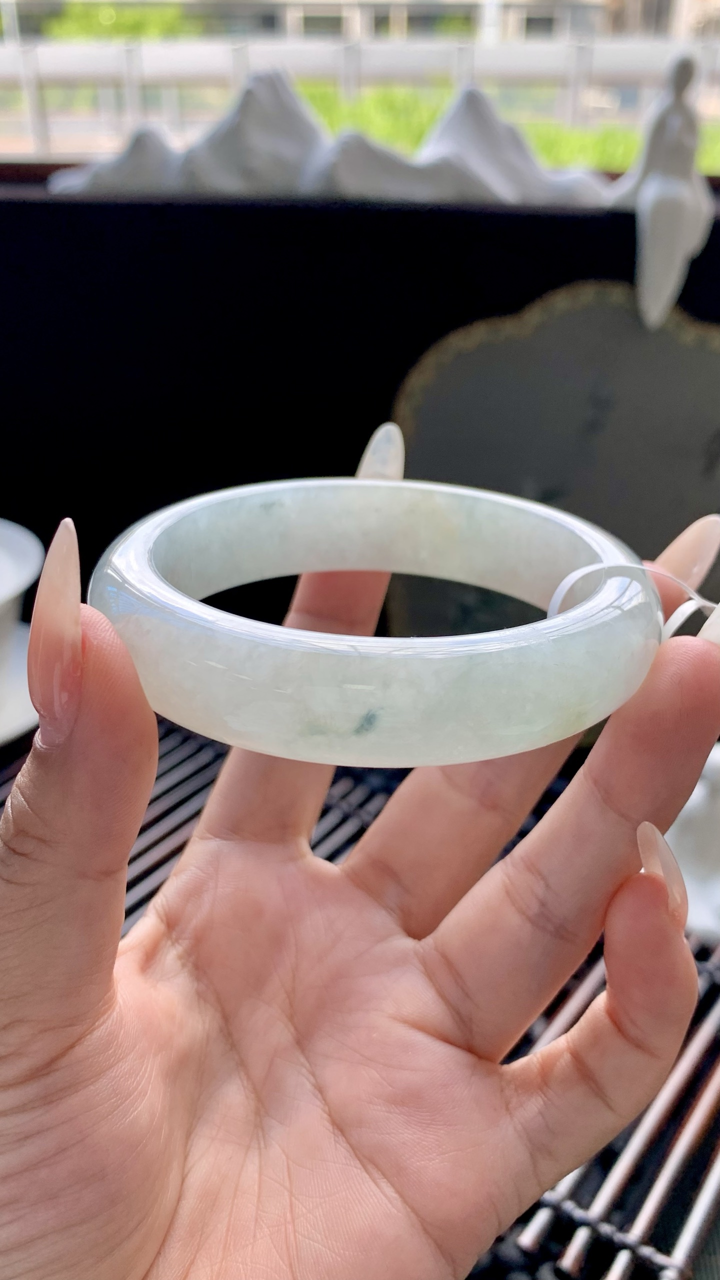 宽版飘花正圈手镯成品 A6928-7 尺寸：57-14.5-9