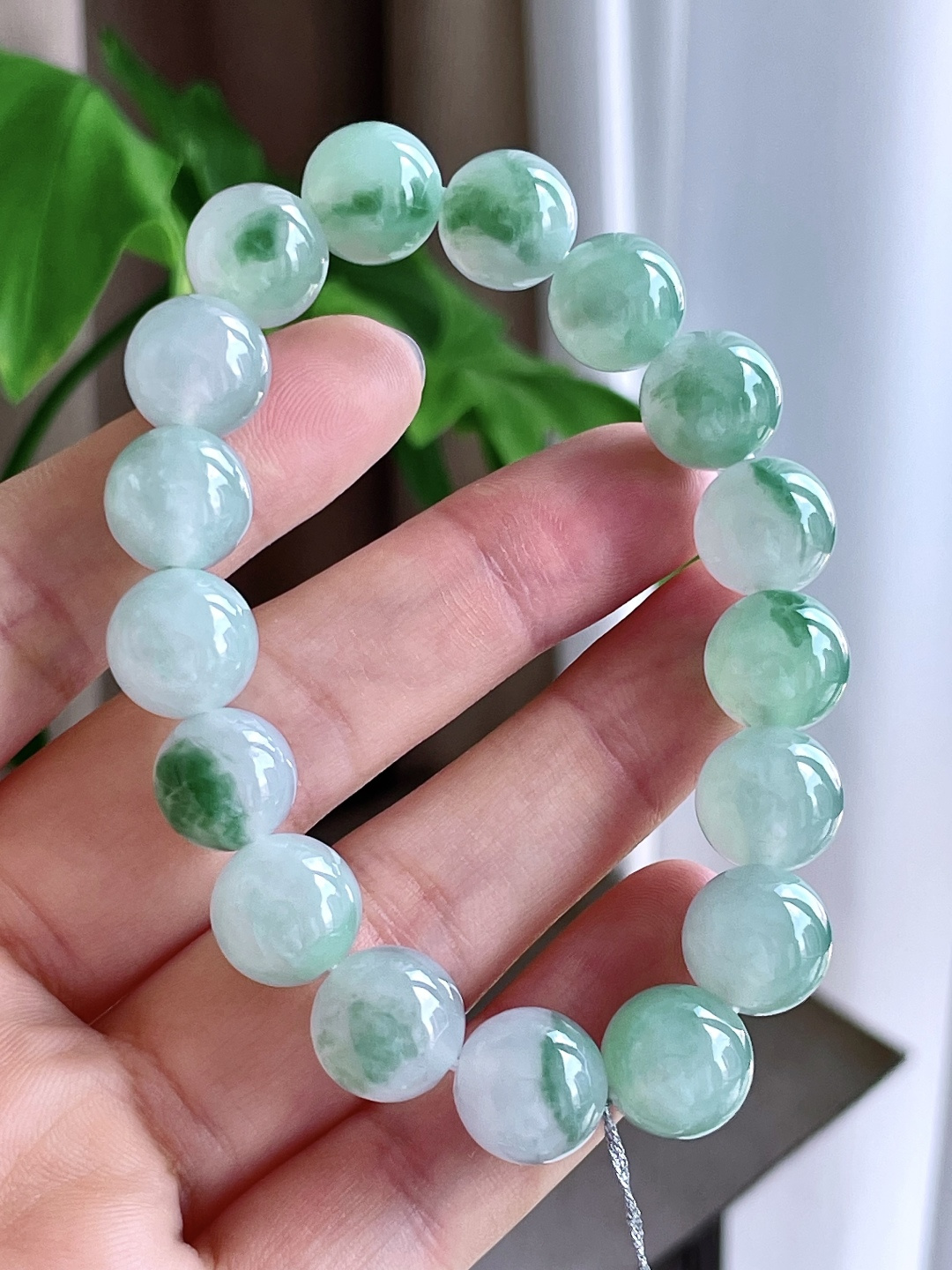 【珠子】飘花手链圆珠珠子手链 【说明】缅甸 性比高 【尺寸】12.2mm 【重量】54克