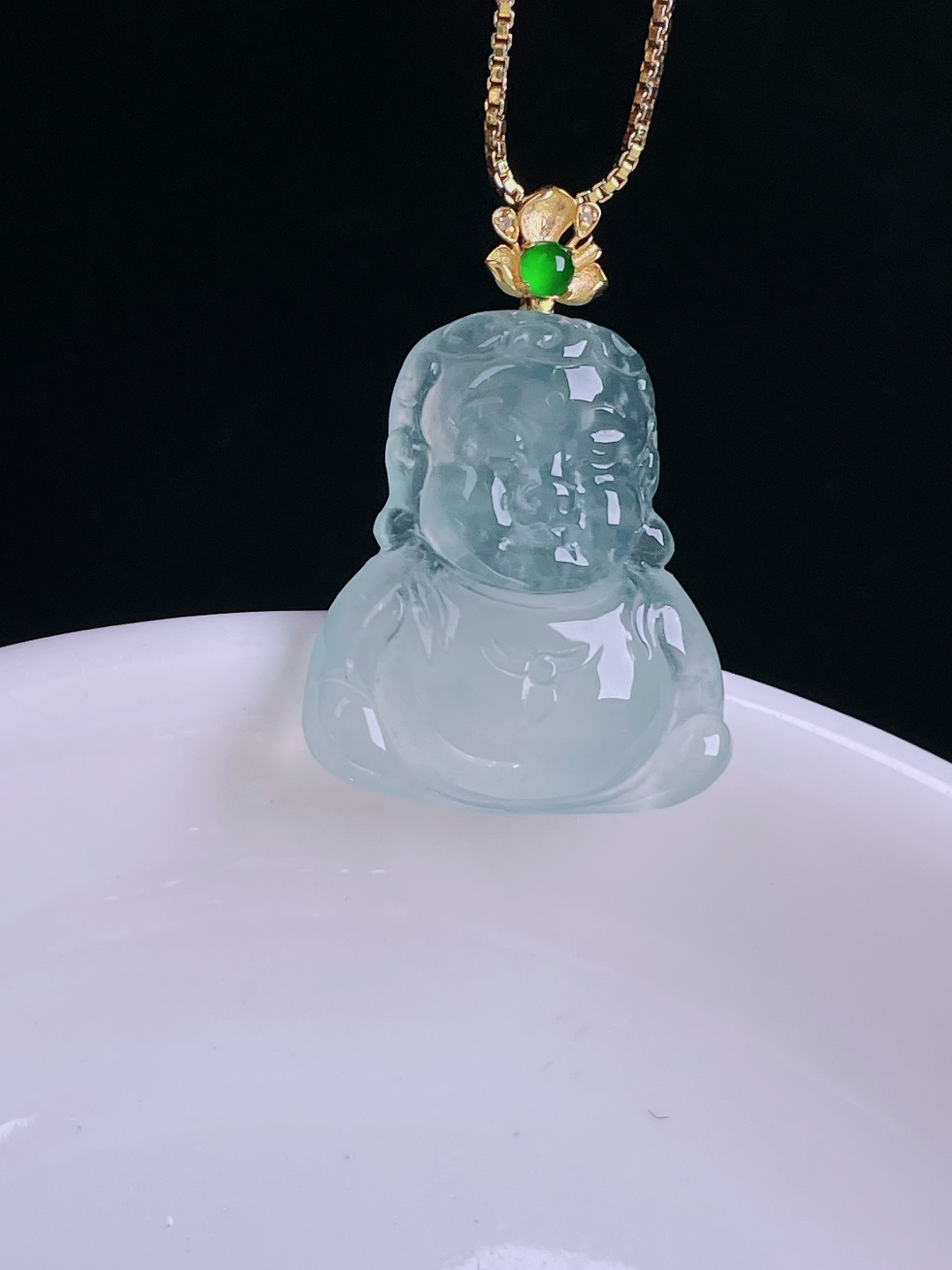 ️宝宝佛，18k镶嵌，老种起光，细底通透，尺寸：28裸石22.8/19.3/6mm0929