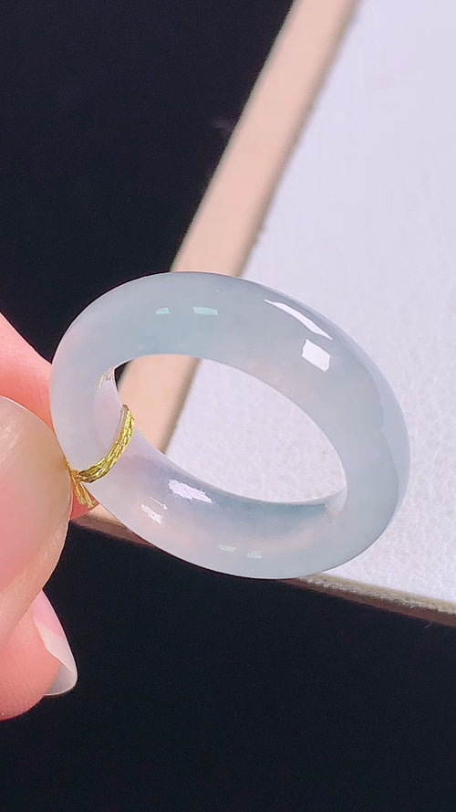 ️冰种指环，无裂，尺寸:圈口11/15.9-5.7-3.5mm 2