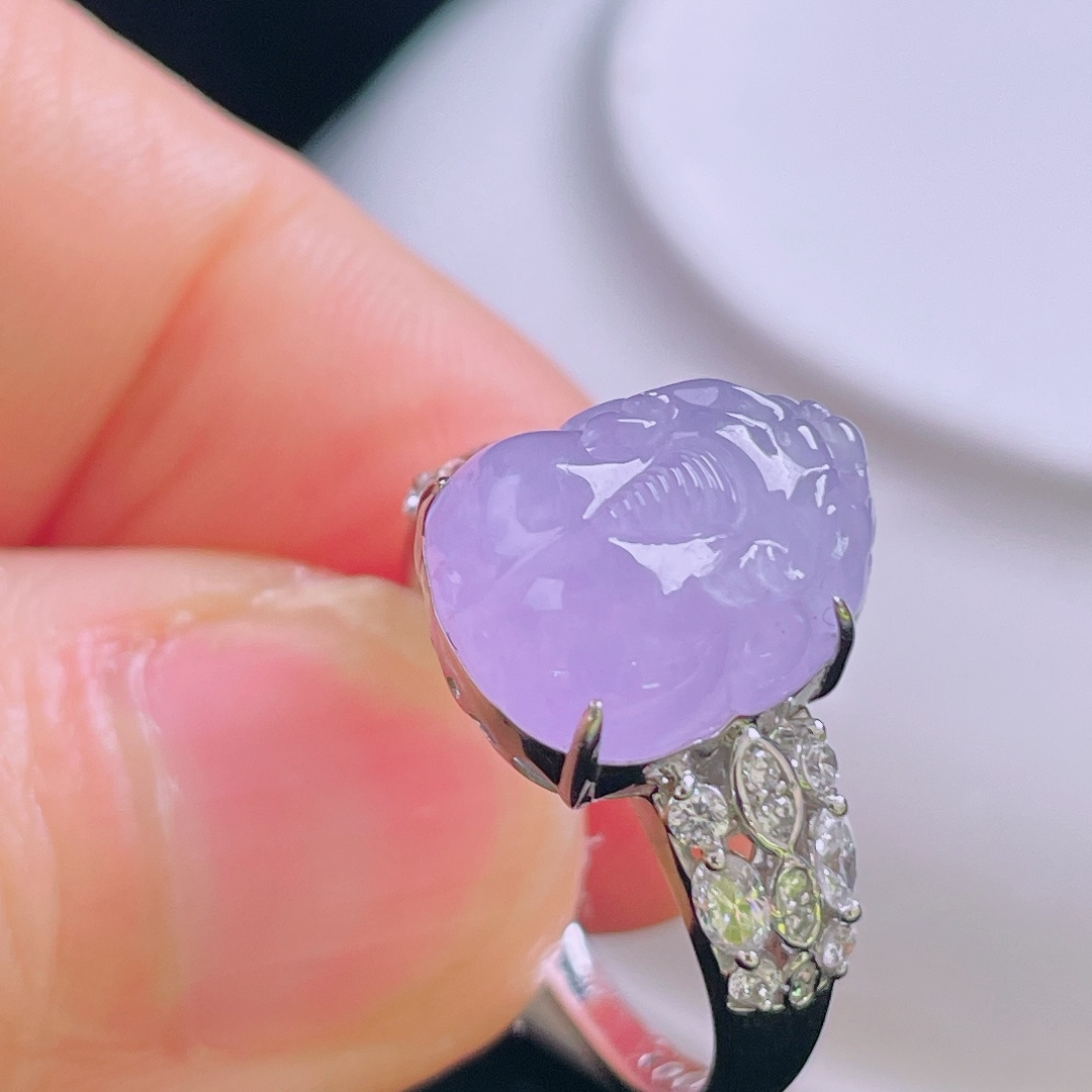 ️冰紫貔貅，18k镶嵌，老种起光，细底通透，尺寸：裸石13/10.5/3.5mm0929