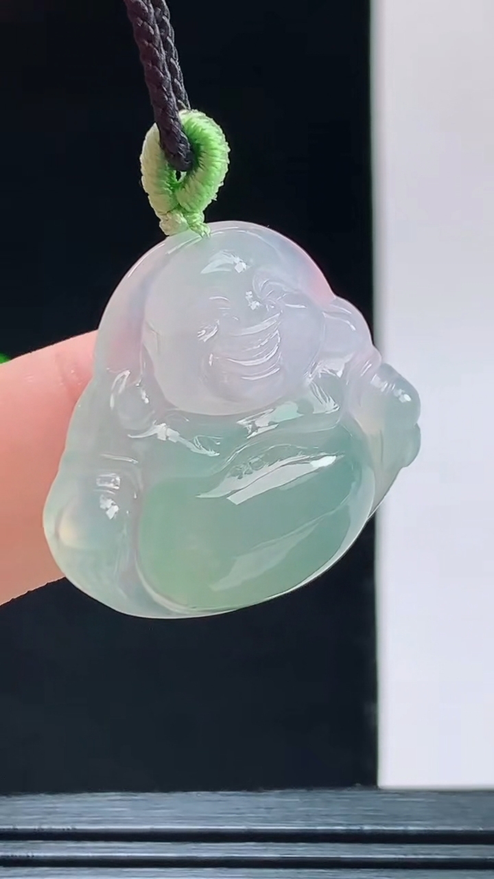 天然A货翡翠佛公吊坠，尺寸25.8-29.9-6.4重量:7.29g 1010
10月10日