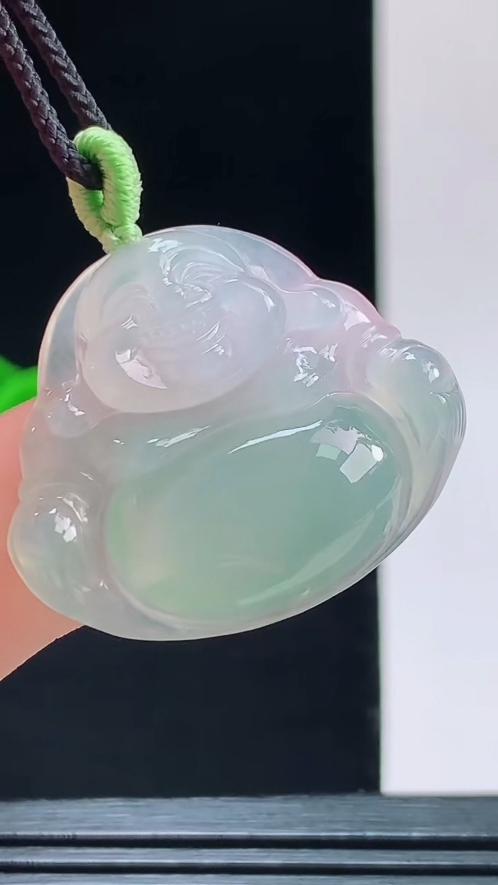 天然A货翡翠佛公吊坠，尺寸25.8-29.9-6.4重量:7.29g 1010
10月10日