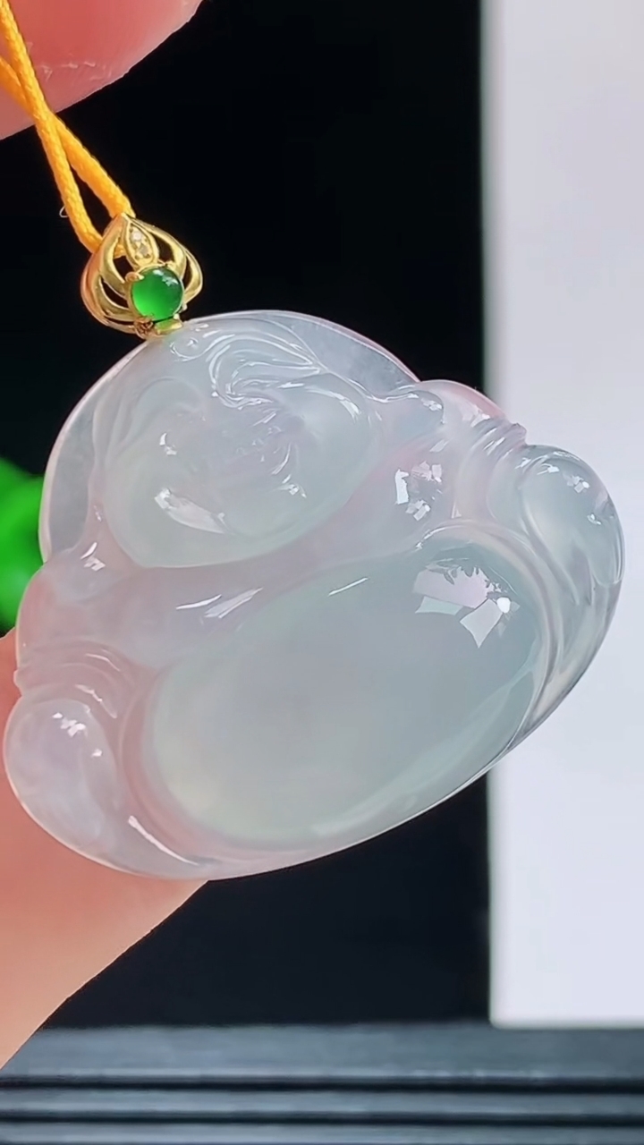 天然A货翡翠佛公吊坠，尺寸23.8-29-5.9重量:5.88g 1010
10月11日