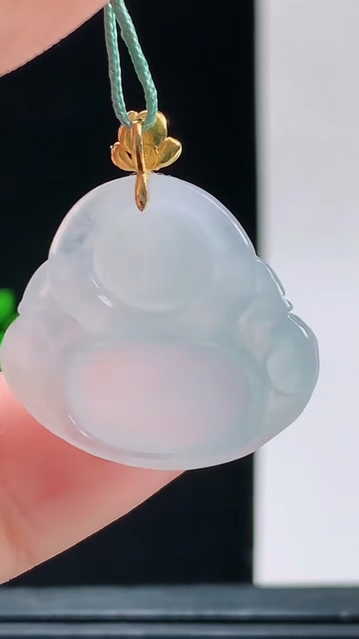 天然A货翡翠佛公吊坠，尺寸20.6-23.3-6重量:4.63g 1010
10月11日