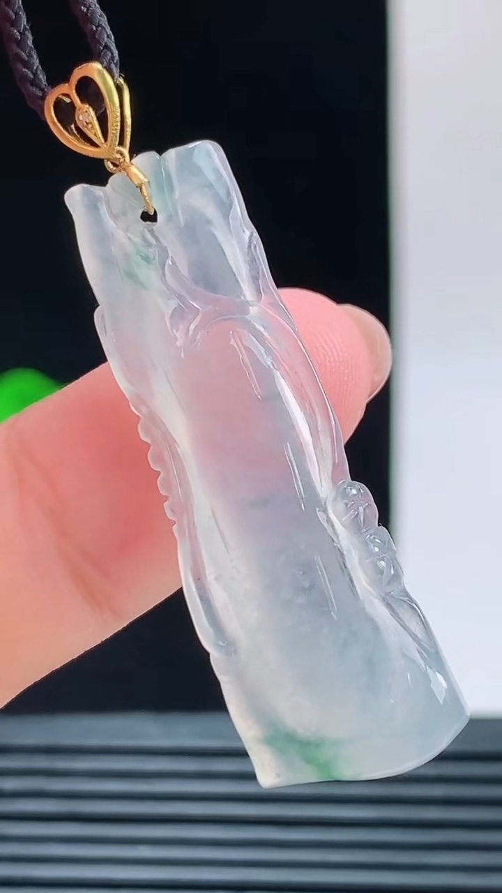 天然A货翡翠18K金飘花节节高升 竹节吊坠，尺寸39.5-12.8-3.7重量:3.51g 1010