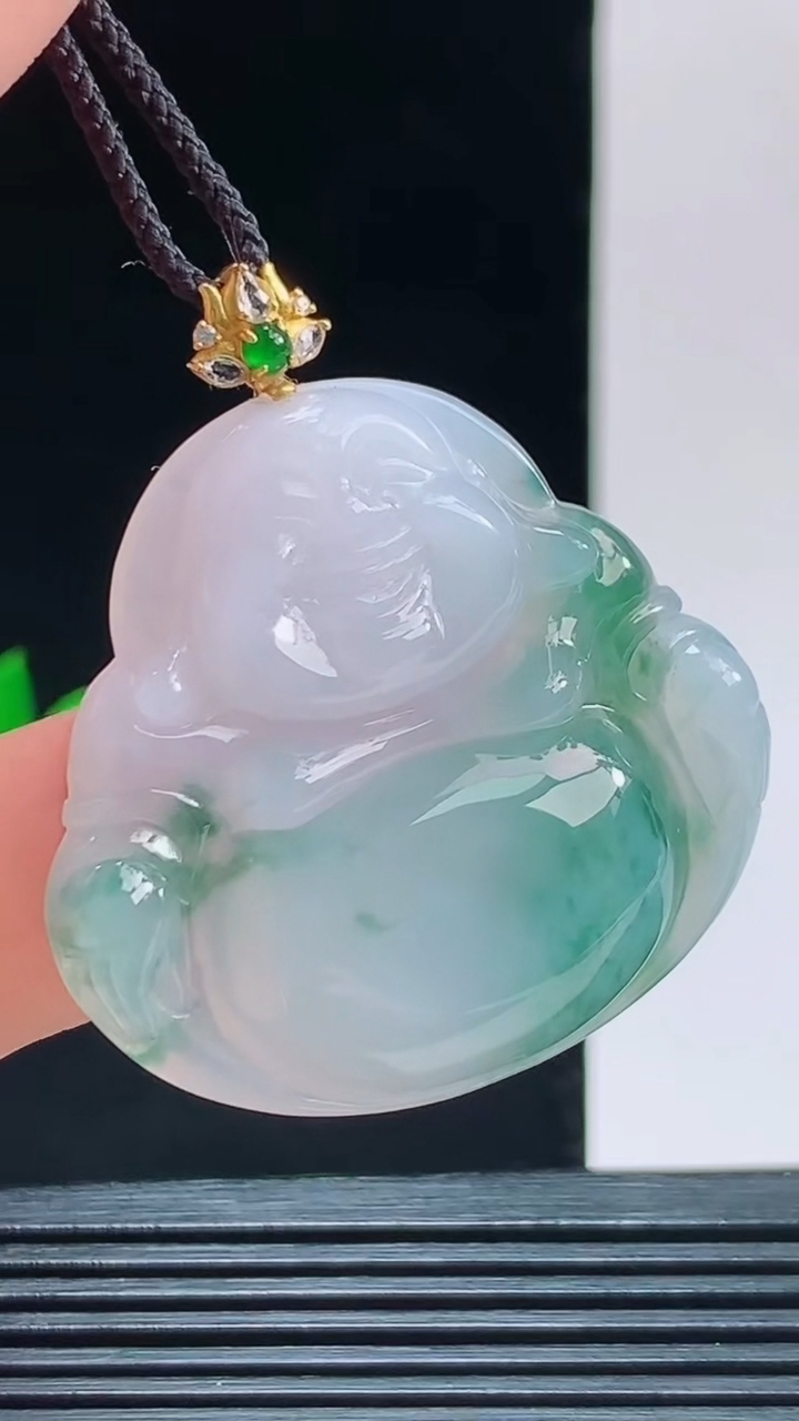 天然A货翡翠18K金飘花佛公吊坠，尺寸33.5-37.4-6重量:11.57g 1010
10月11