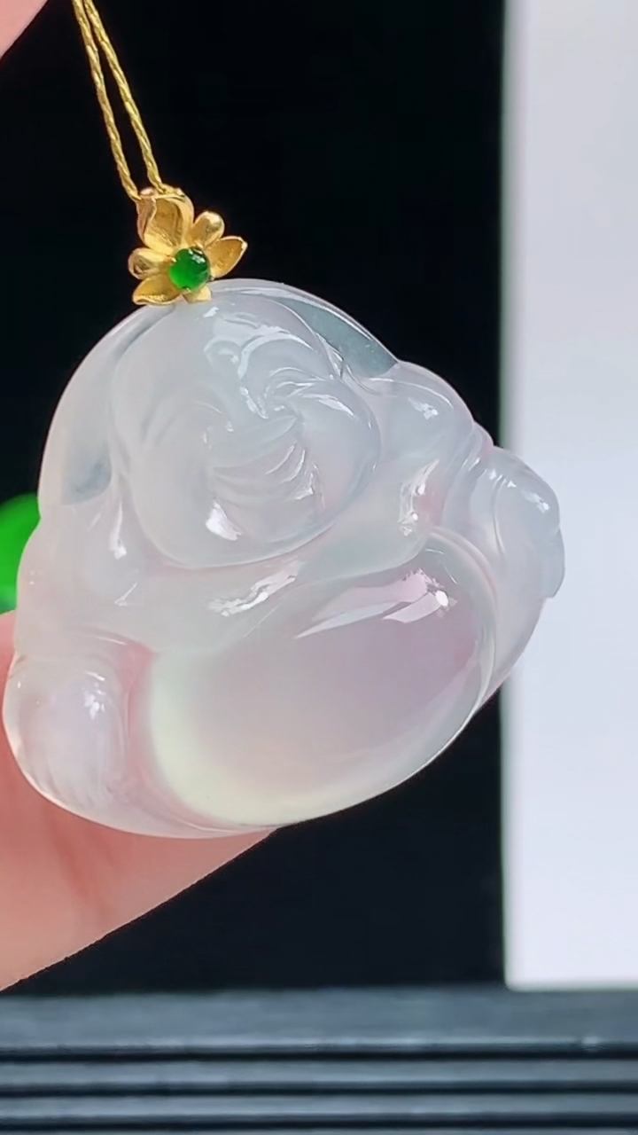天然A货翡翠种白冰佛公吊坠，尺寸23.6-26.1-6.4重量:6.00g 1010
10月11日