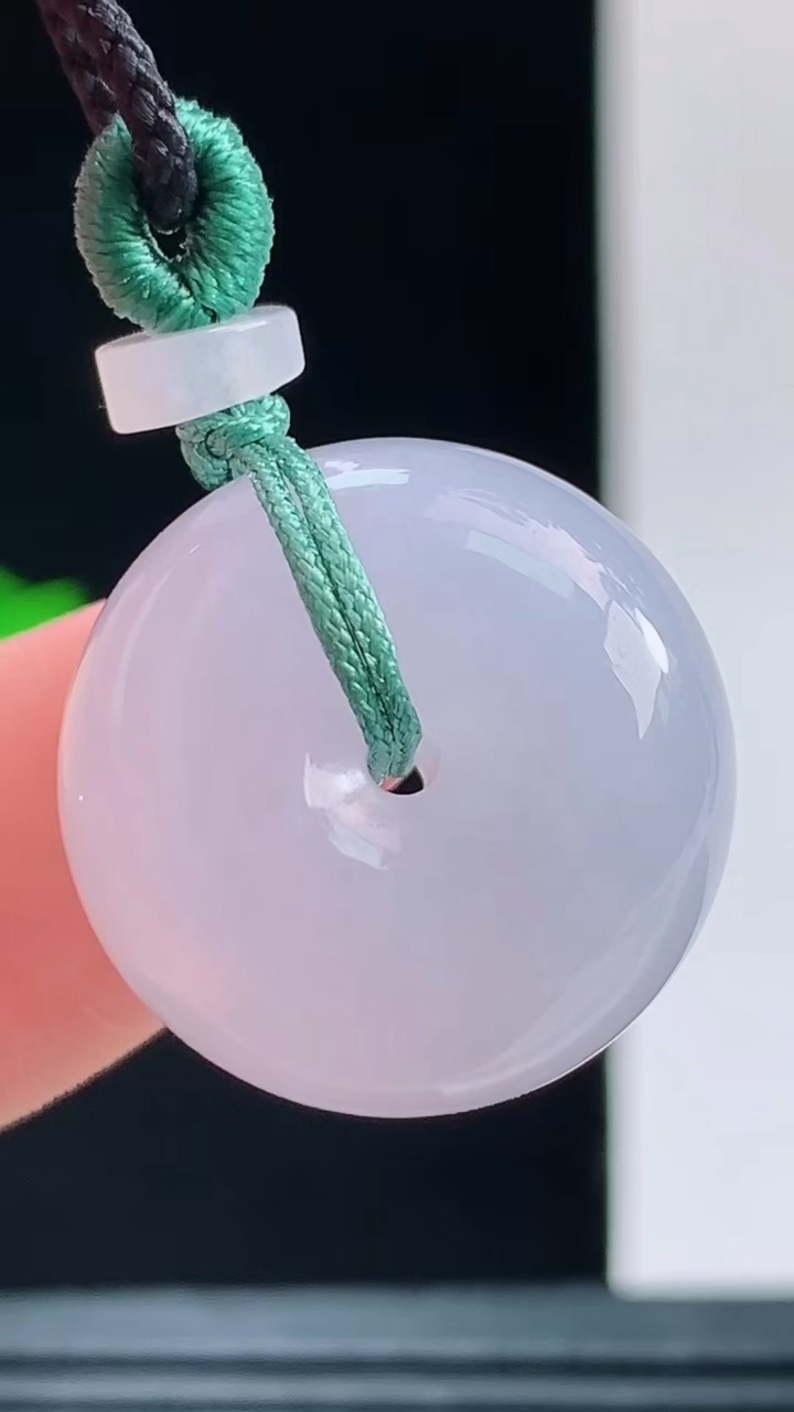 天然A货翡翠紫罗兰平安扣吊坠，尺寸20.1-11.9重量:9.95g 1010
10月11日