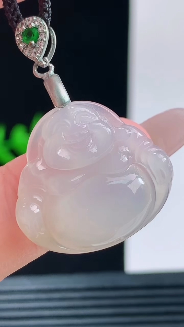 天然A货翡翠佛公吊坠，尺寸21-23-4.8重量:3.45g h168
10月11日