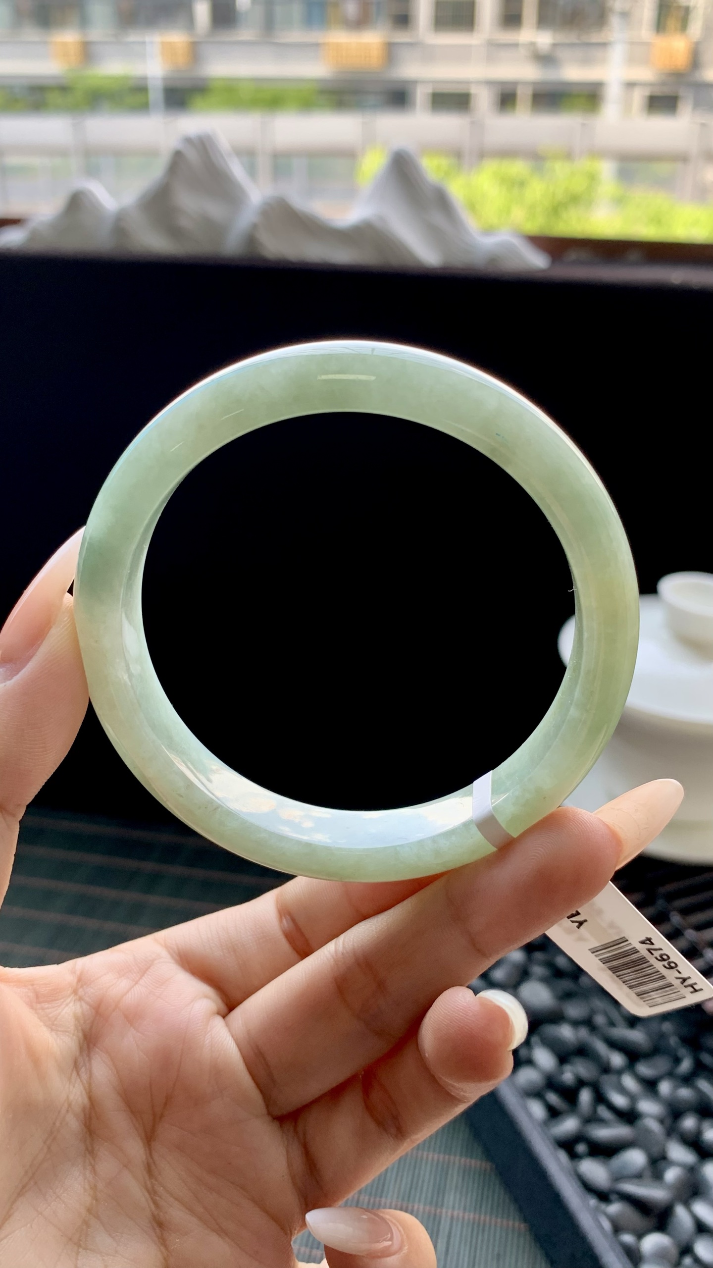 晴绿正圈手镯成品 HY-6674 尺寸：58-12-8