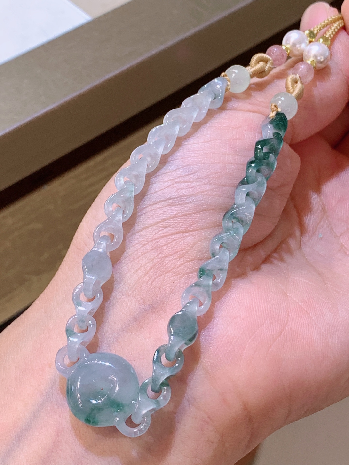 ️ 冰种飘花平安扣一体链，种水清透，飘花自然，雕工细腻 裸石13.6-5.6 49