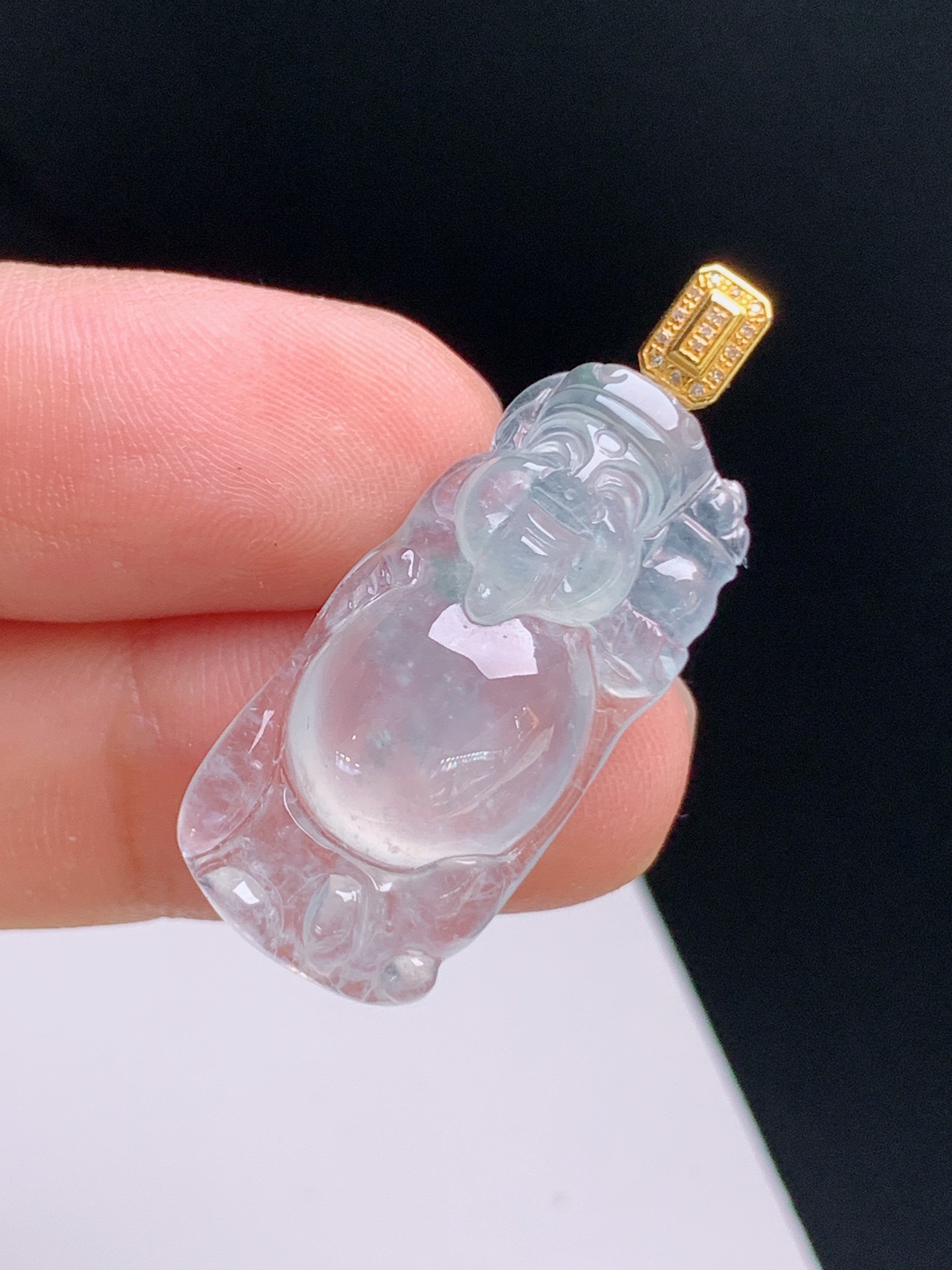 ️ 冰种财神爷吊坠，冰透清爽，品相饱满，雕工细腻，裸石28.1-13.5-6.834.1，530928
