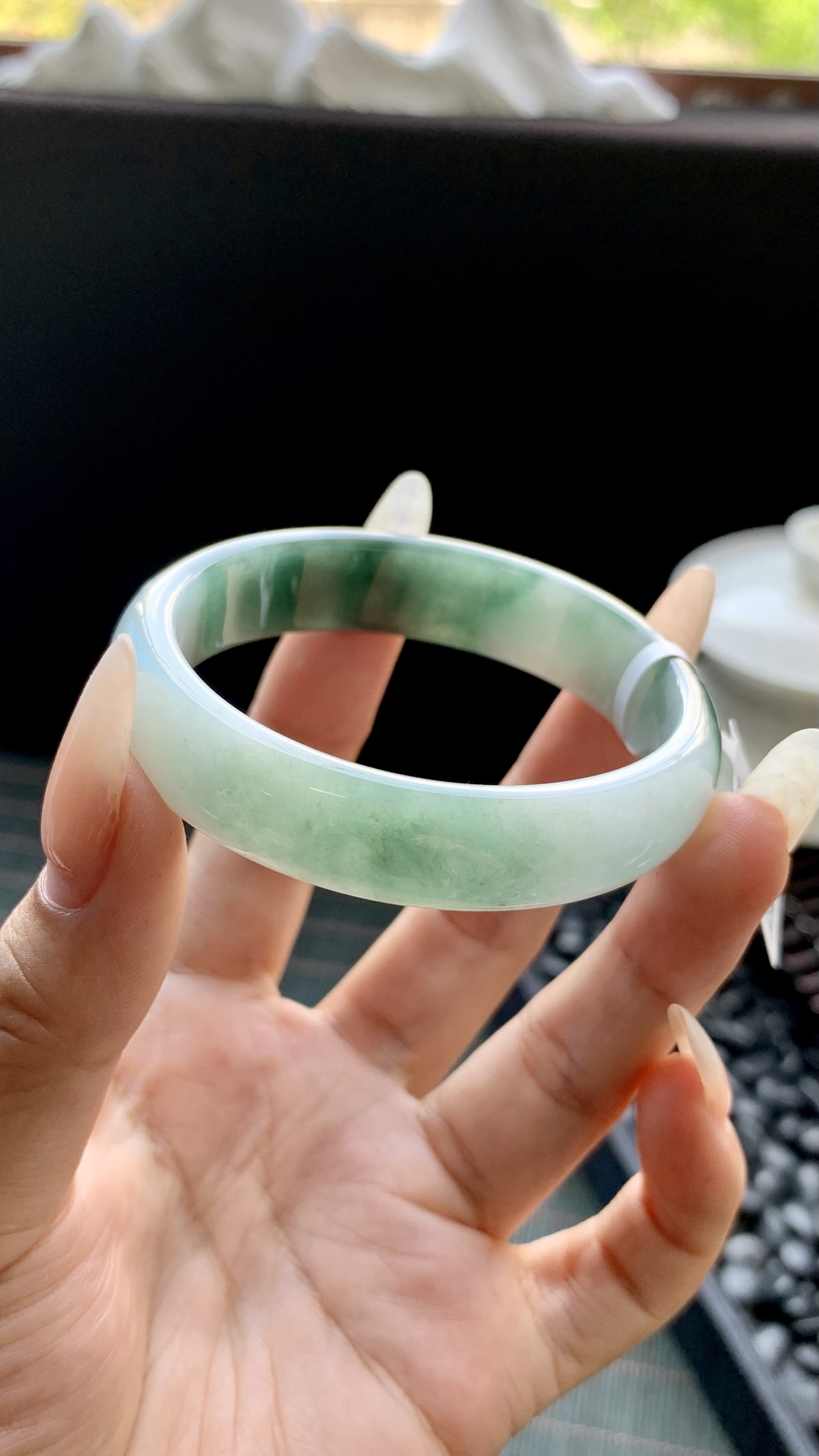 半山水贵妃手镯成品 HYY-3706 尺寸：51.5-13-6