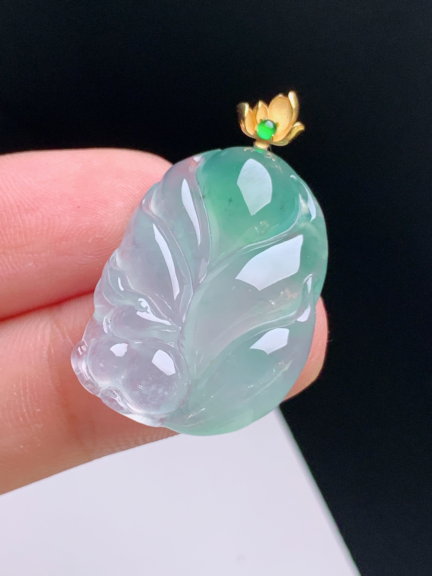 ️ 冰种飘花九尾狐吊坠，冰润起光，色泽清新，线条柔美，裸石26.5-19.1-5.933.8，530928