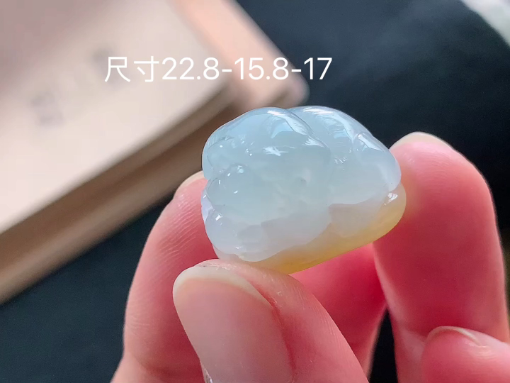️ 冰飘黄生肖狗 无裂，尺寸，22.8-15.8-17