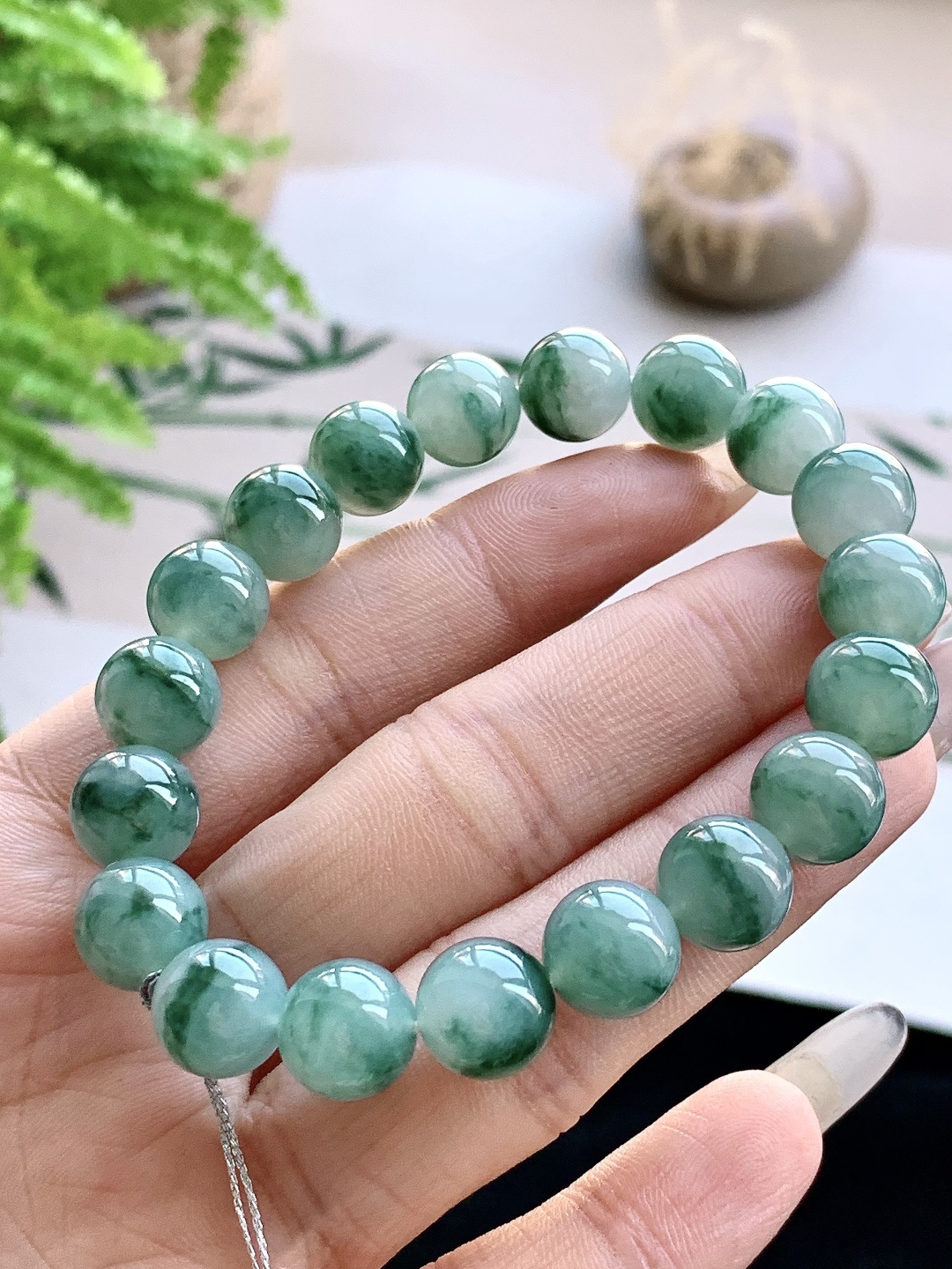 【珠子】️飘花手链圆珠子手链 【说明】缅甸 性比高 【尺寸】10mm 【重量】33.7克