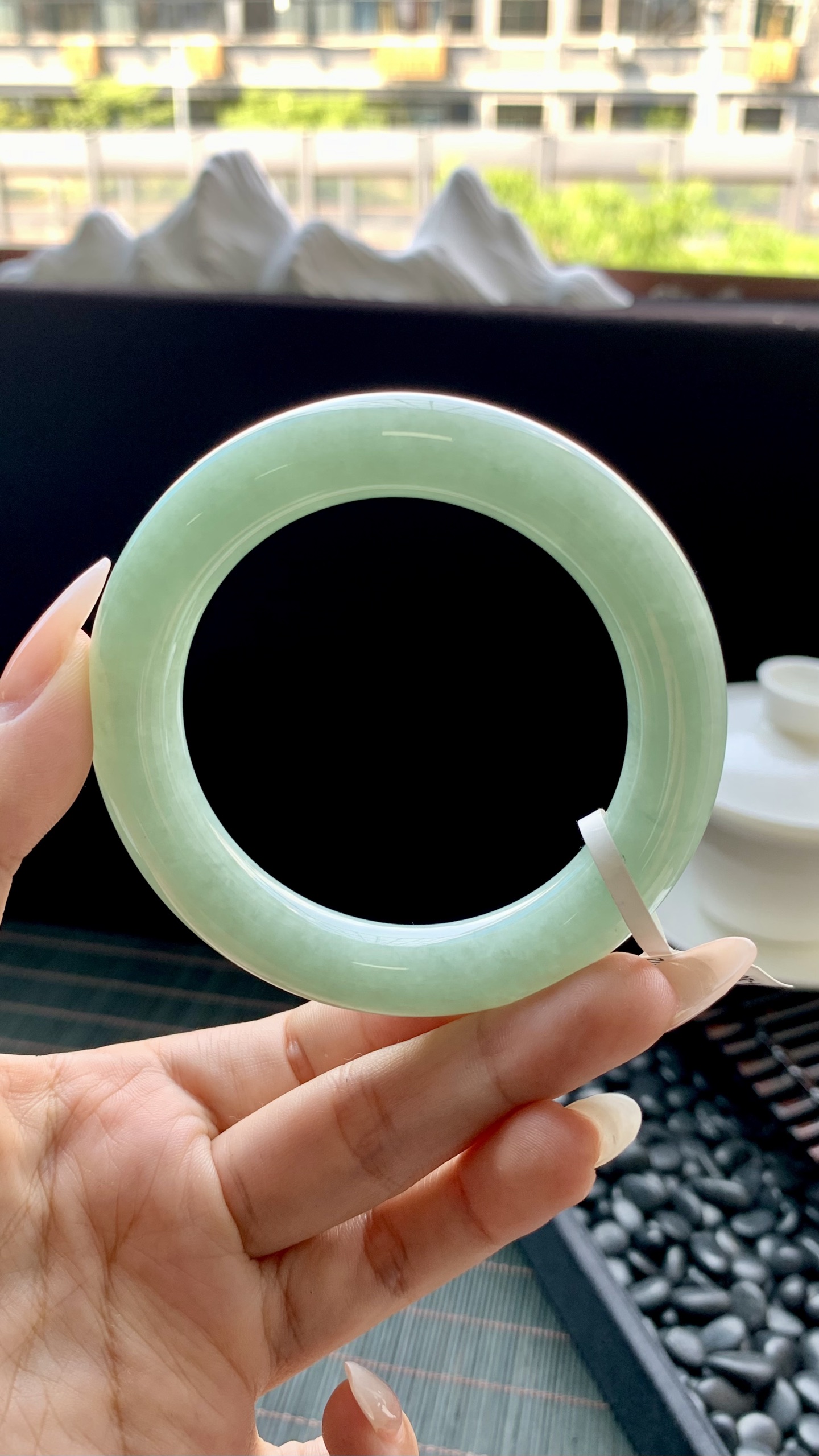 晴绿圆条手镯成品 HYY-201 尺寸：54.5-10-10