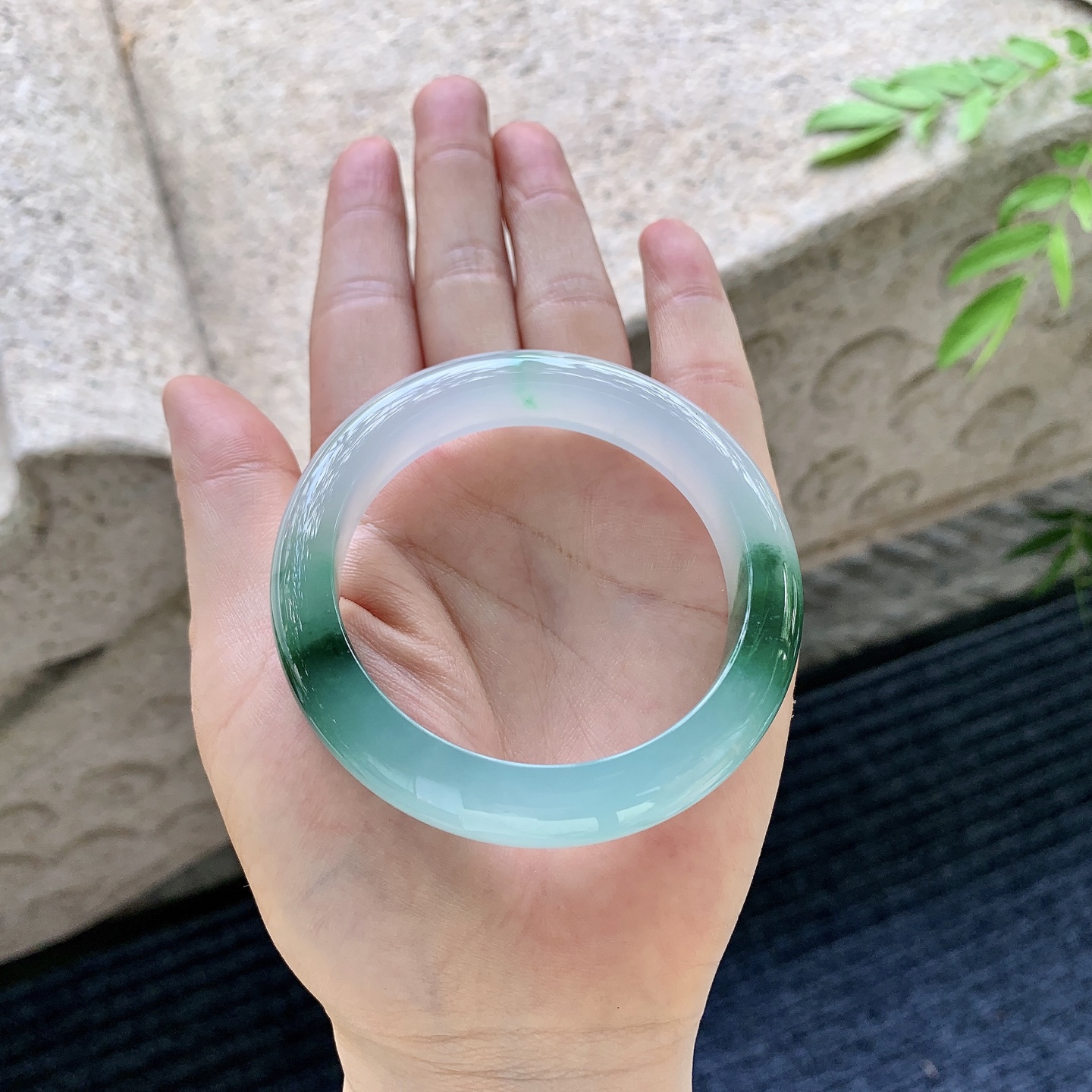 正圈51 52 圈口52.4/12.1/8.6 编码WW082981 冰飘绿，清透，水润，种老，细腻