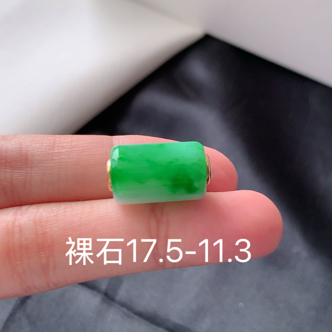 ️ 冰飘绿路路通吊坠 翠色明媚，种老饱满水润，品相喜悦，佩戴清新自然 货号18612，17.5-1