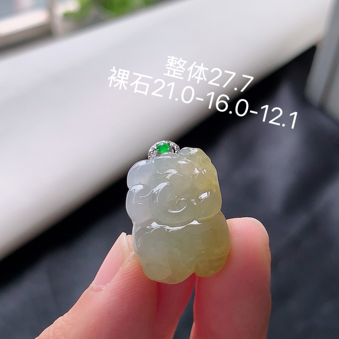 ️ 冰黄貔貅吊坠 底子细腻莹润，佩戴清新优雅货号18817，21.0-16.0-12.1