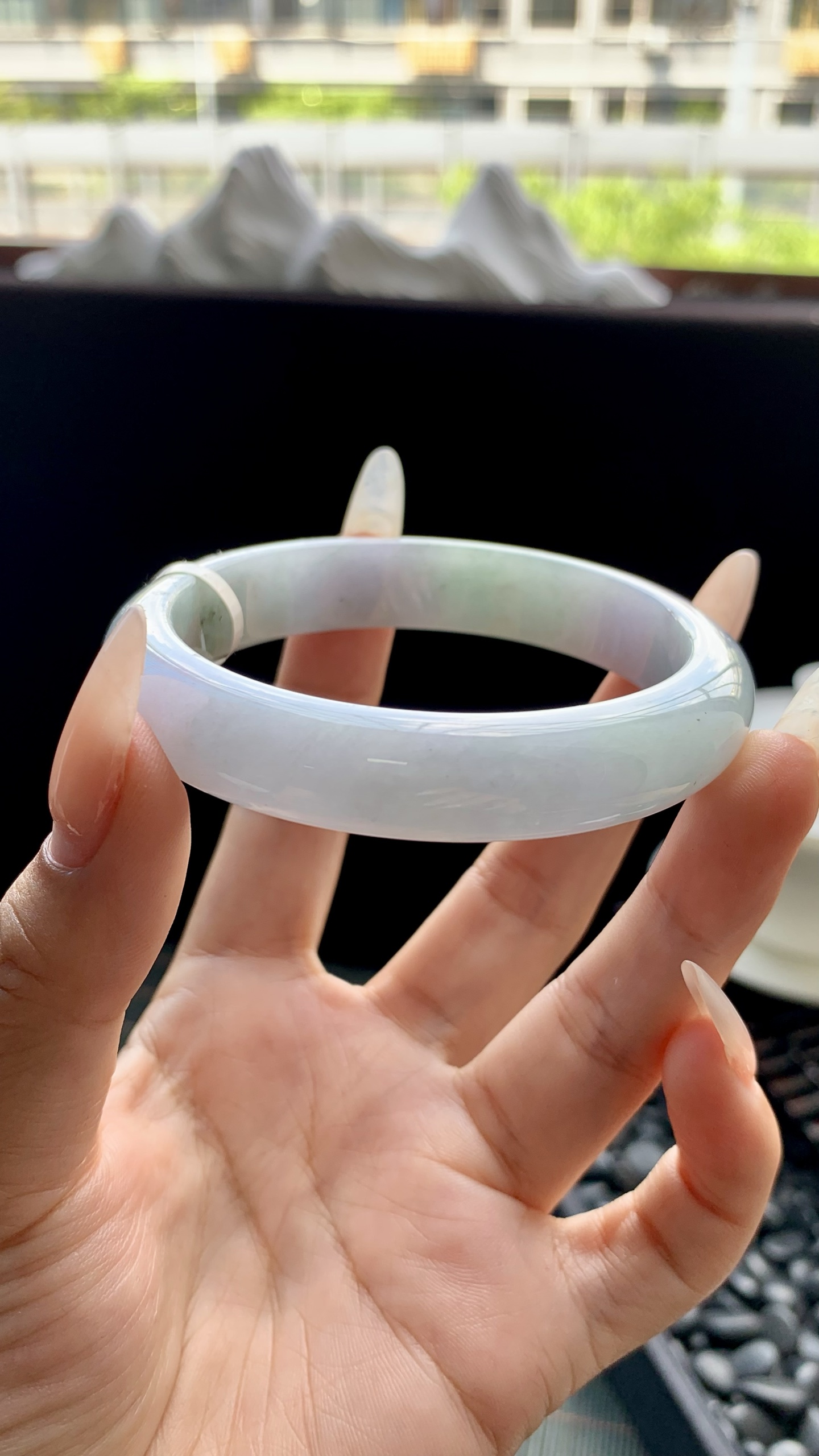 春彩飘花正圈手镯成品 HYY-9824 尺寸：55.5-12-8